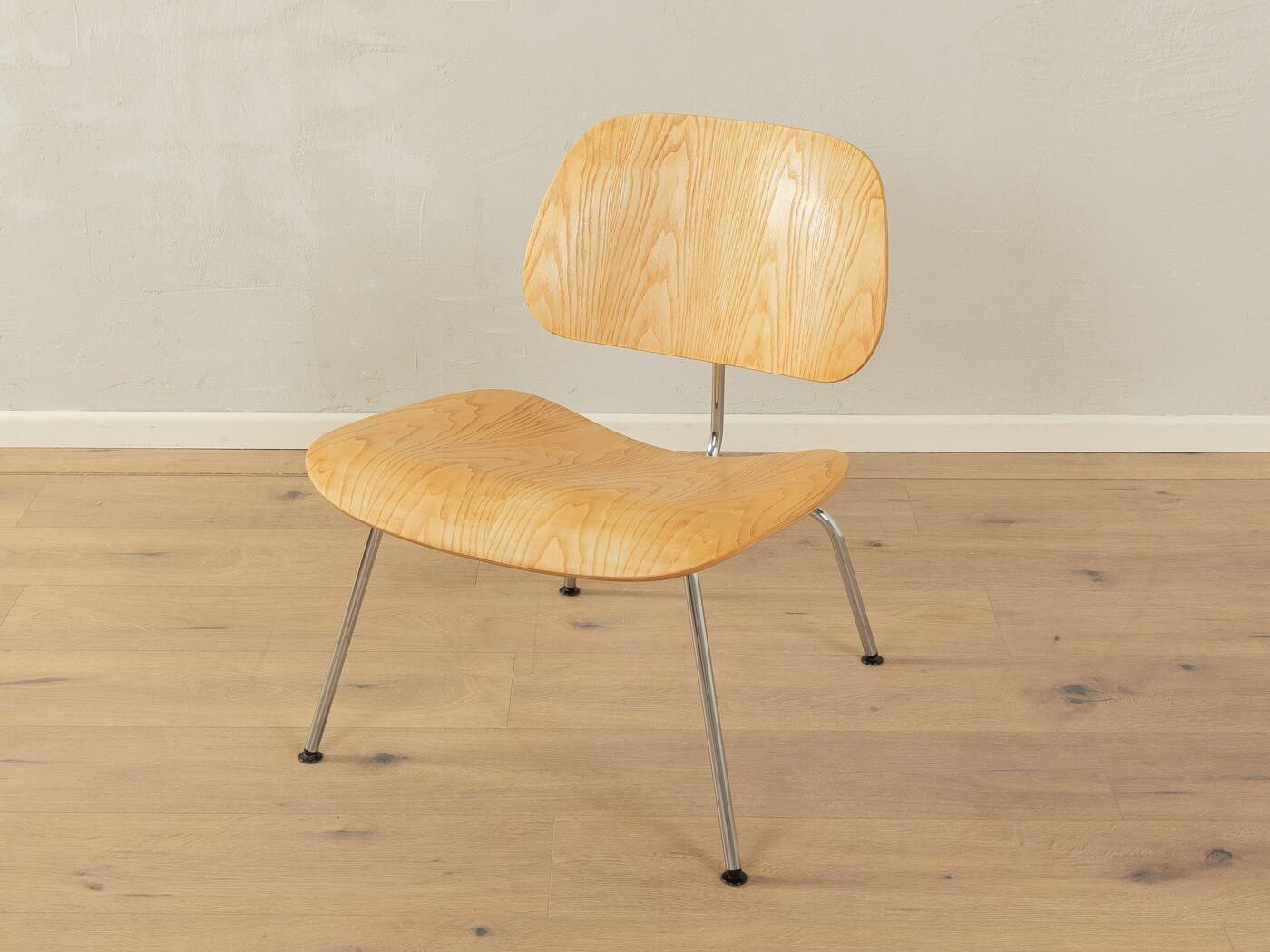 Plywood Group Lounge Chair, Charles & Ray Eames