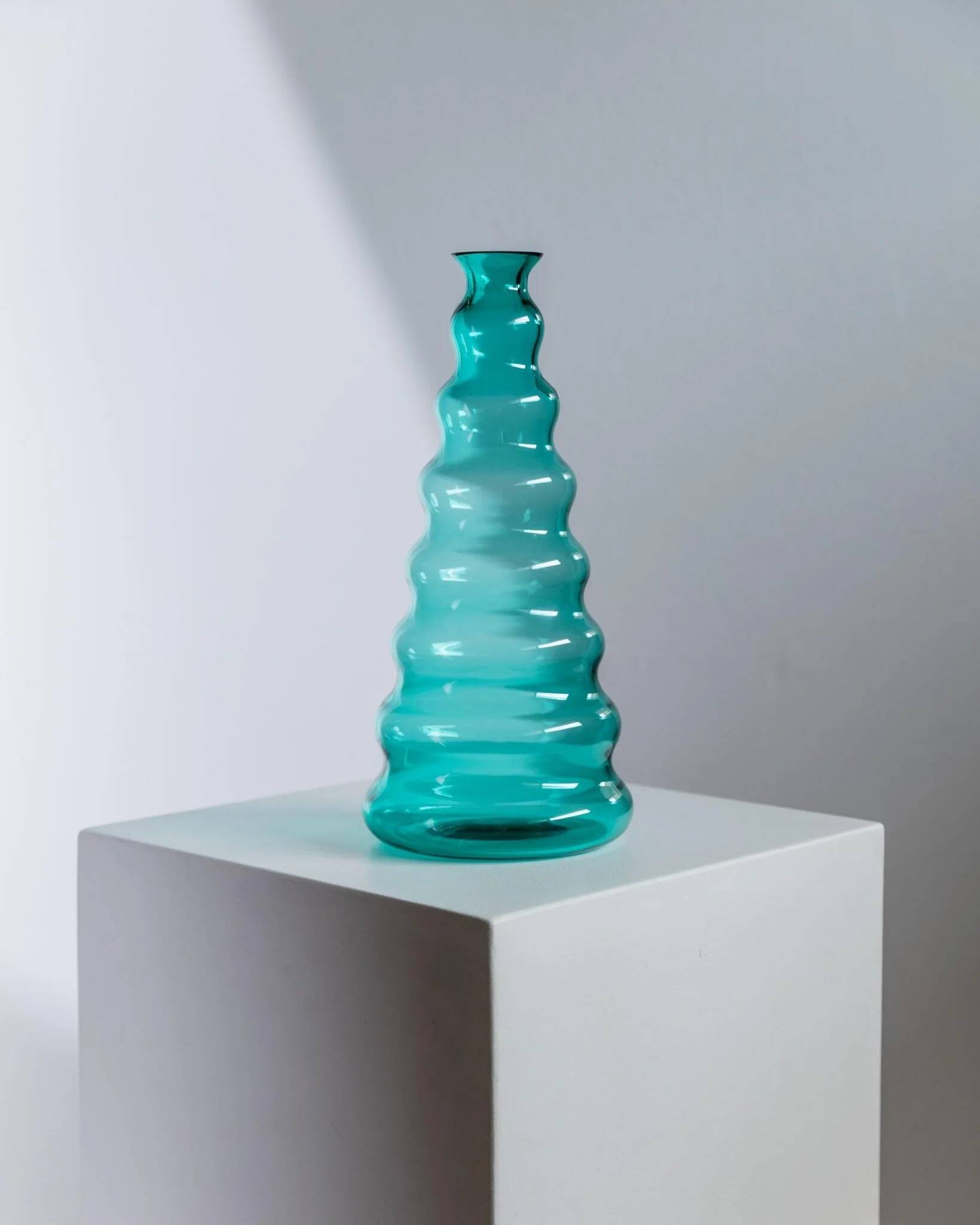 Turquoise Murano Glass Vase by Enrico Coveri, 1980s Italy – Wavy Bubble Silhouette in Transparent Glass