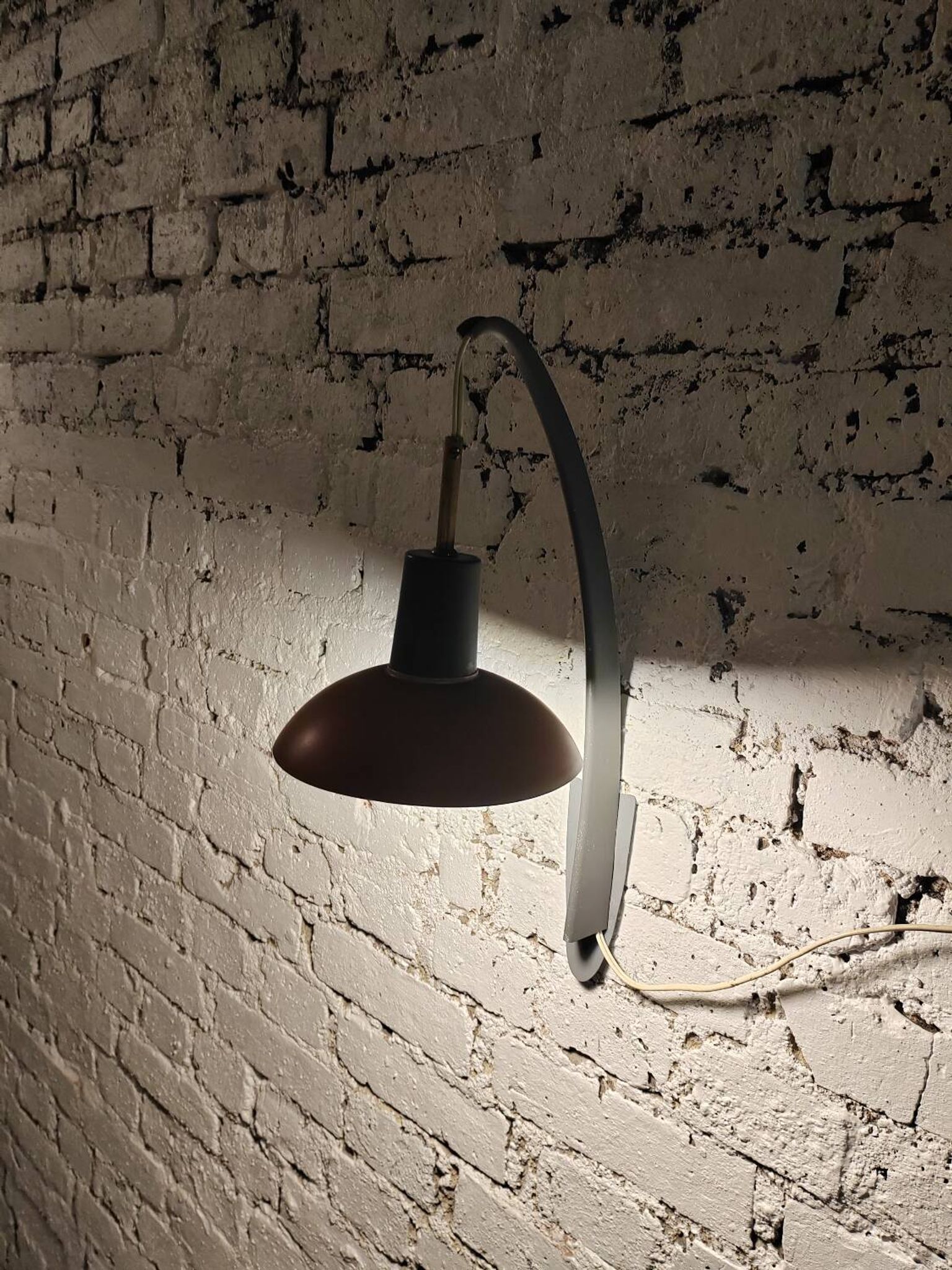 Philips Louis Khalf wall light