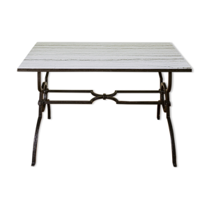 Table de milieu