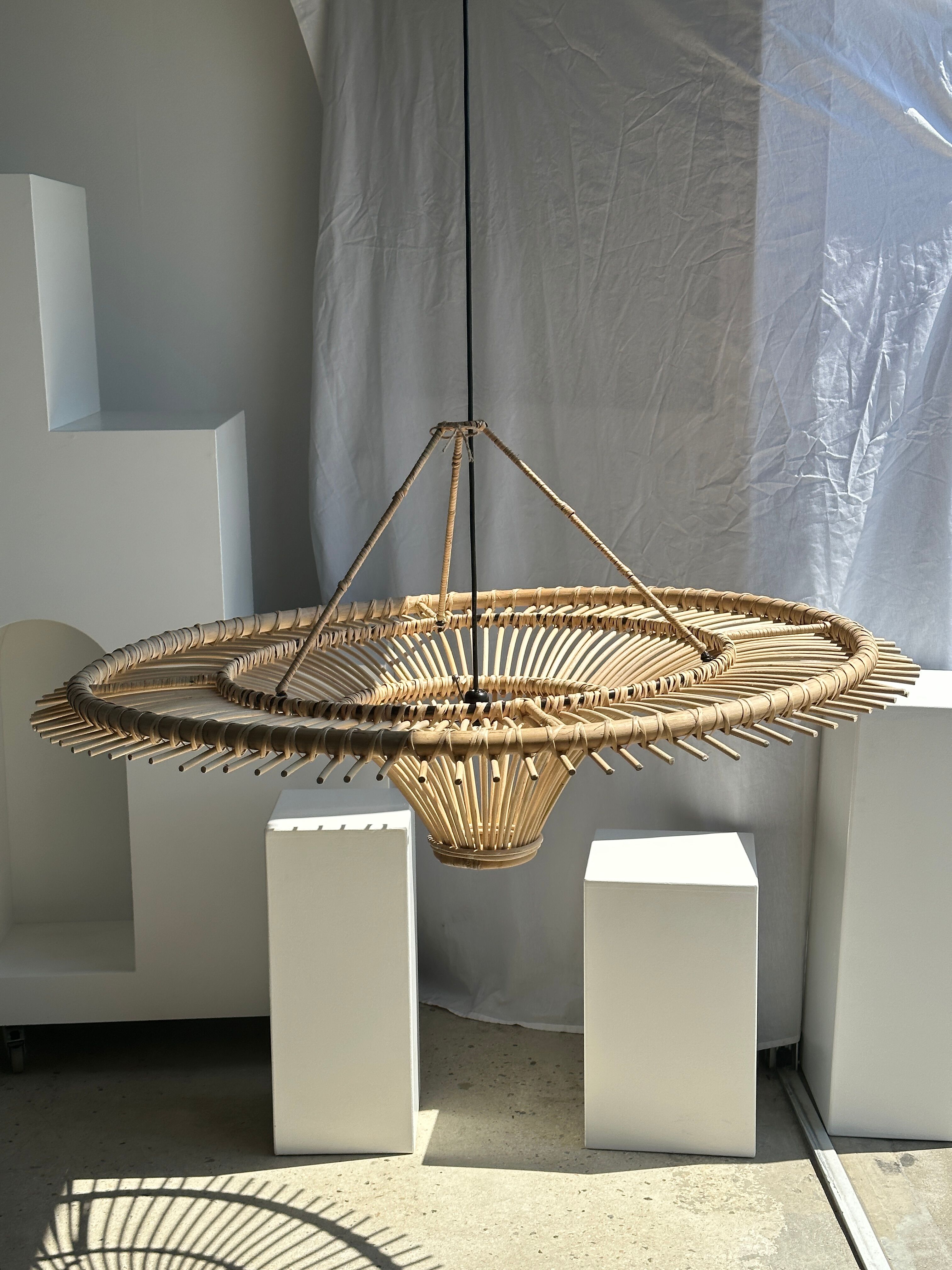 Suspension rattan saucer iron frame D:120 H:60