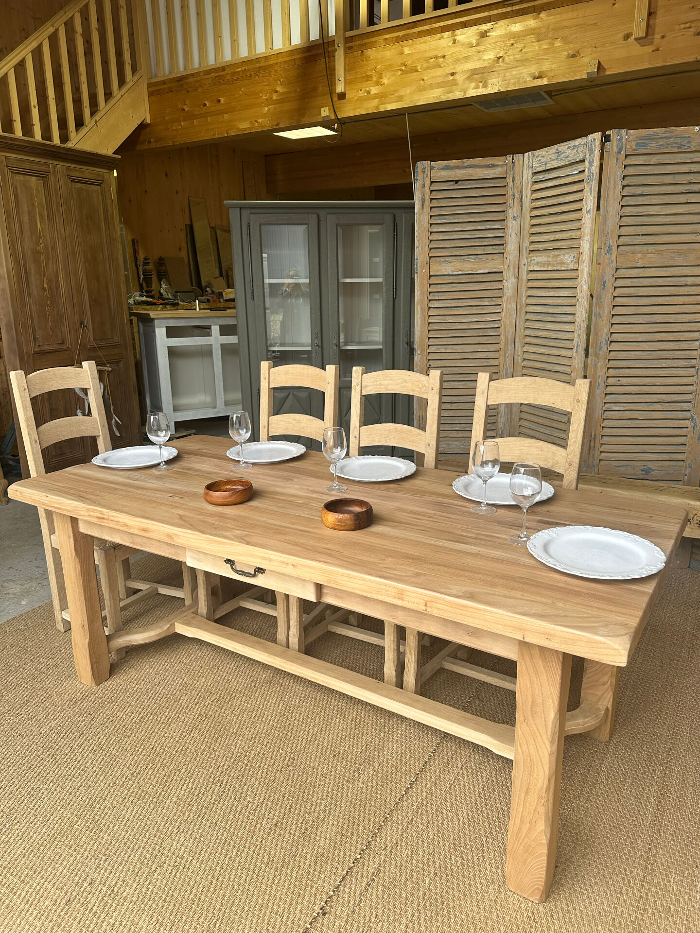 Grande table de ferme en chêne massif rénovée