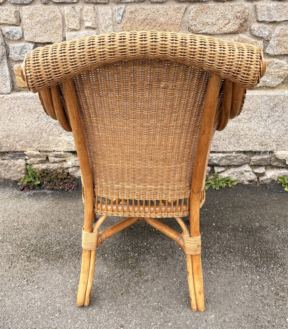 Wicker and rattan armchair – the splendour of vintage, 60s - 80s