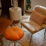 Tulip foot stool