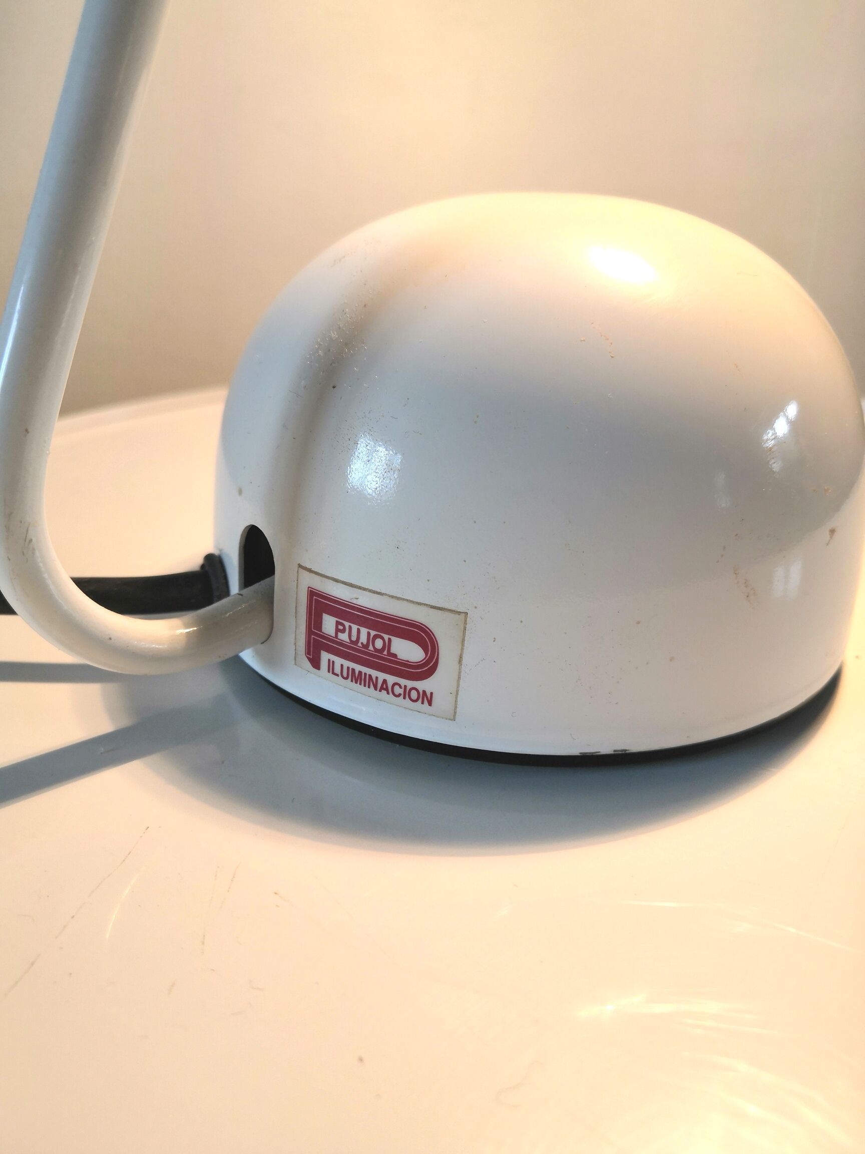 Design lamp Pujol iluminacion 80s