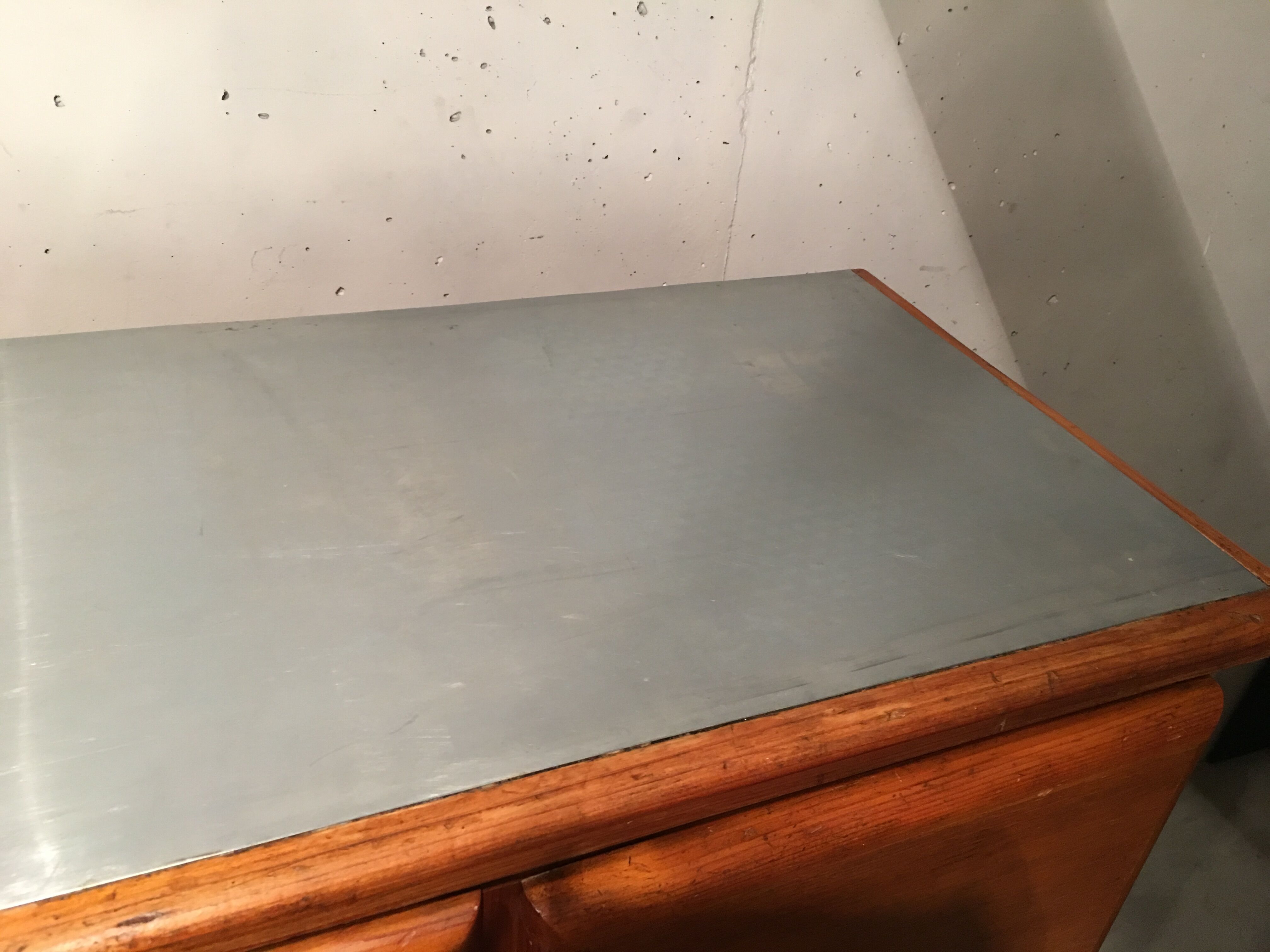 Buffet mado zinc 50 years