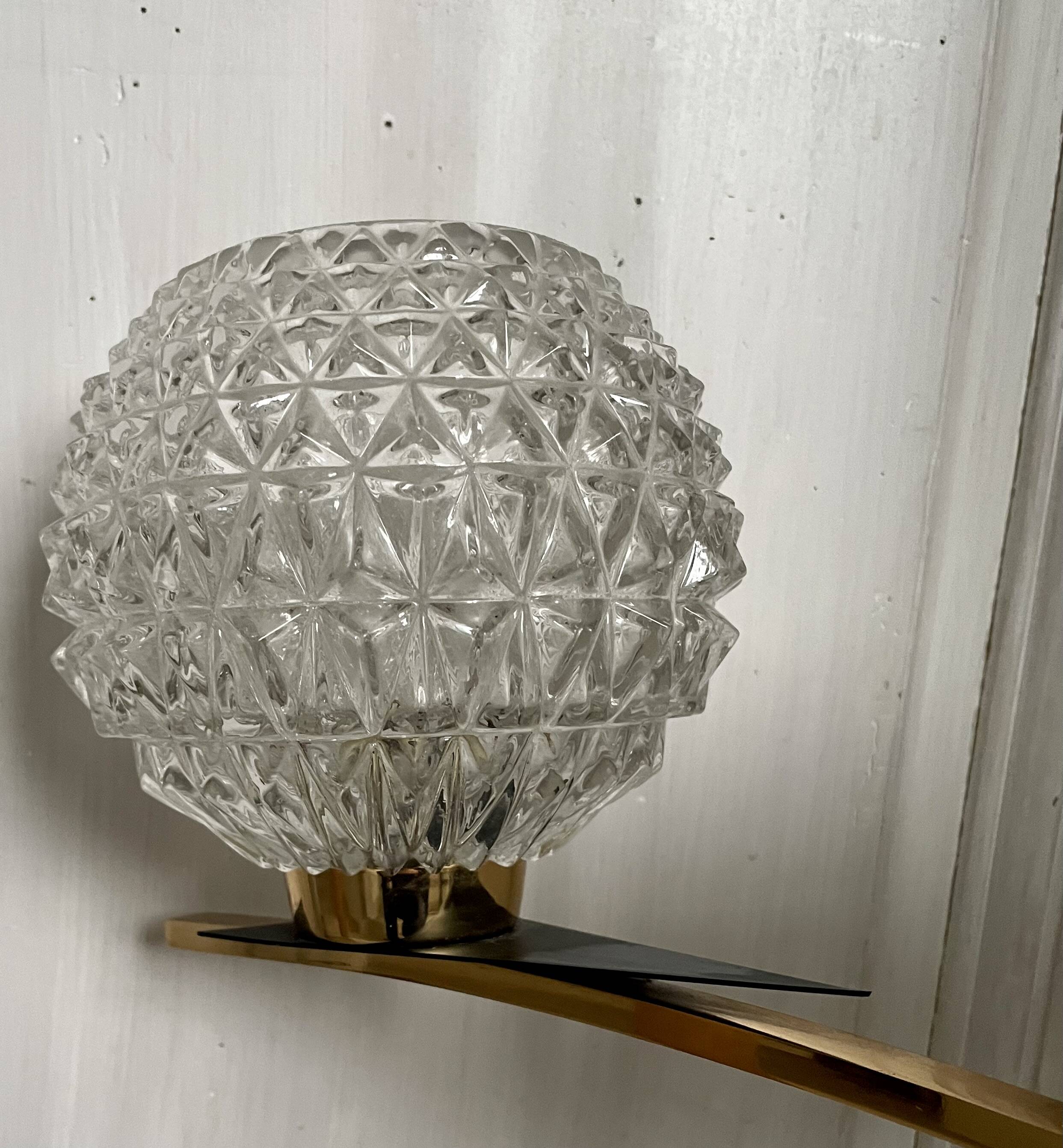 Maison Arlus Lunel pendant chandelier in brass and chiseled glass