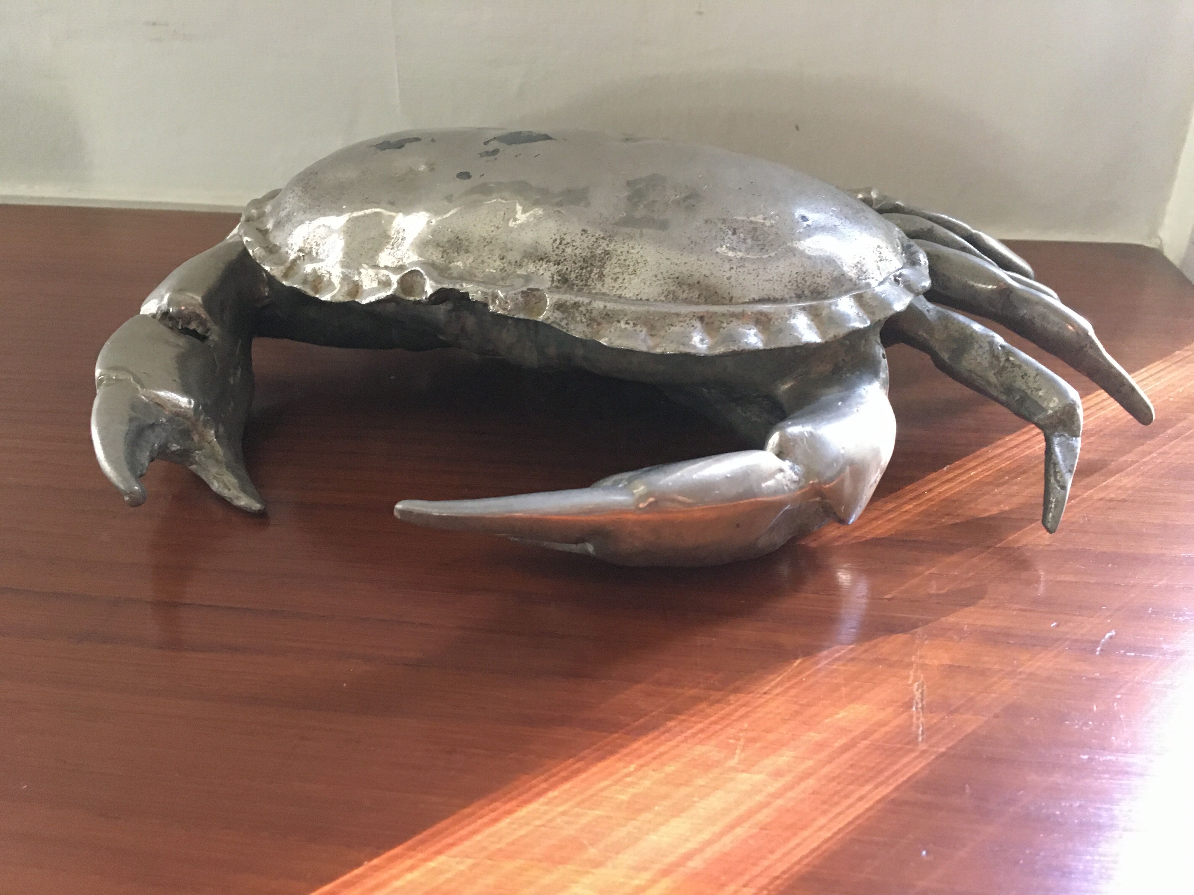 Silver metal box in crab shape
