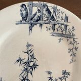 Lot de 2 assiettes en terre de fer Gien modèle Chardonnerets