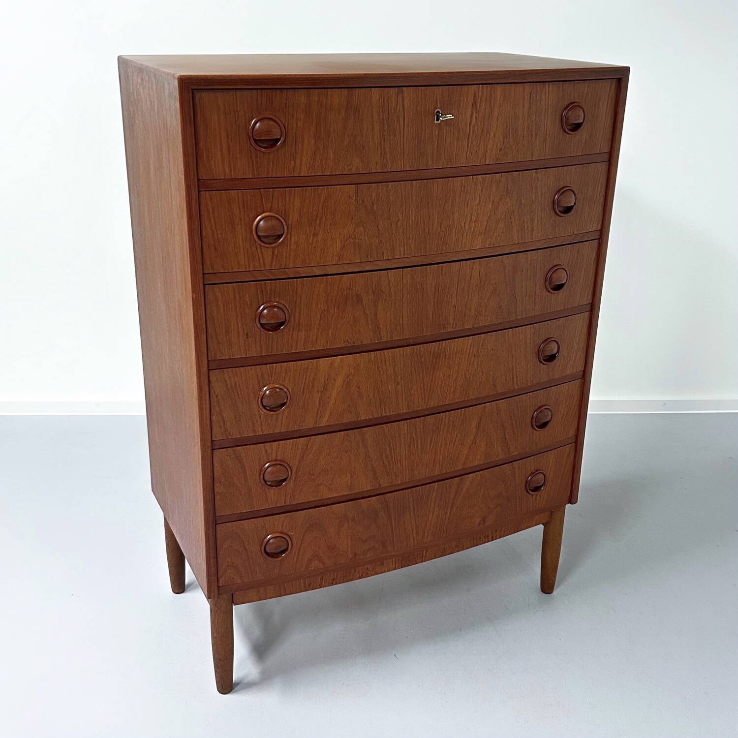 Danish curved chest of drawers, 1960s | teak (2nd)