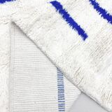 Ecru Beni Ouarain Berber rug with Majorelle blue patterns, 2.60x1.47m