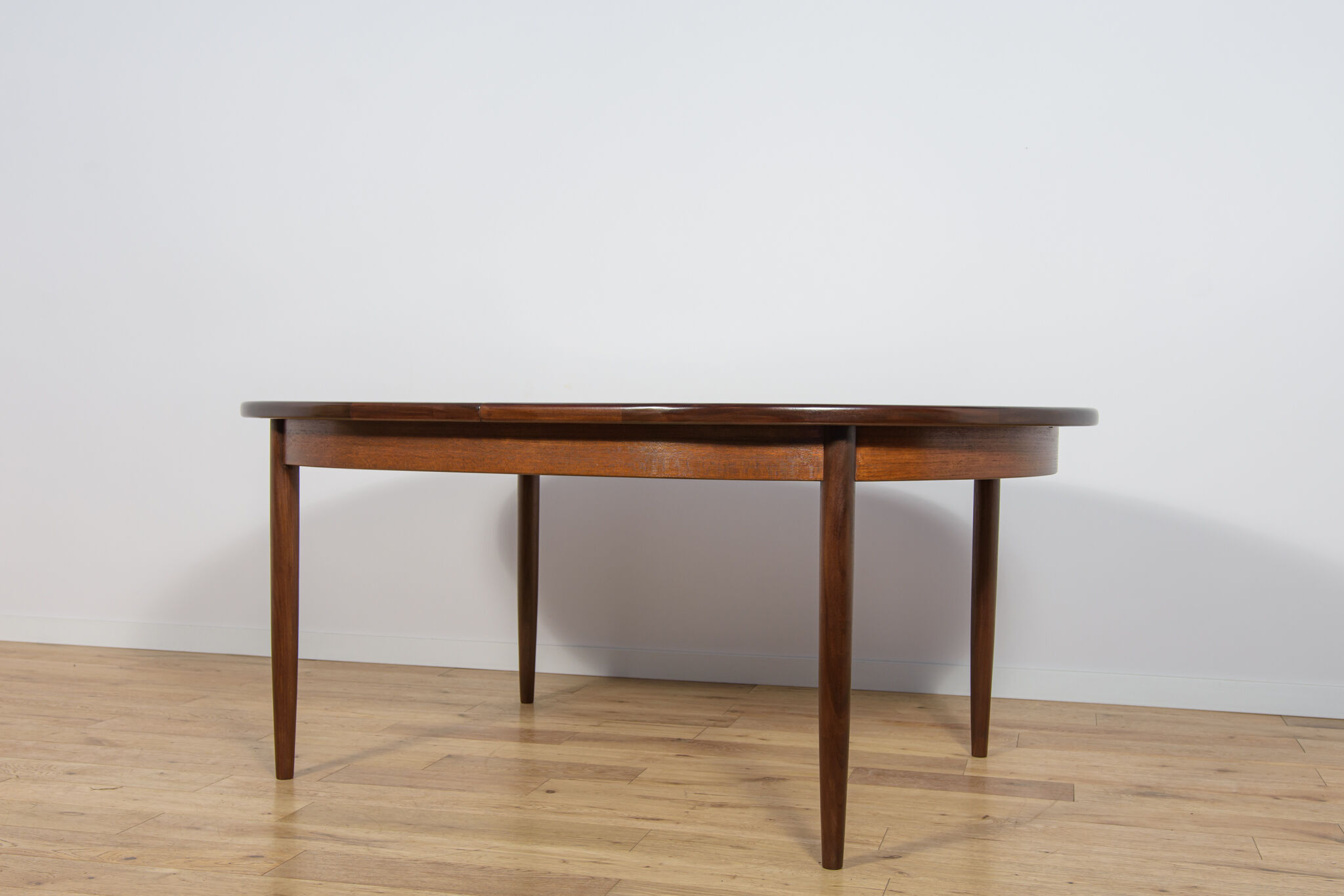 Mid-century modern teak oval dining table from G-Plan, United Kingdom, 1960s