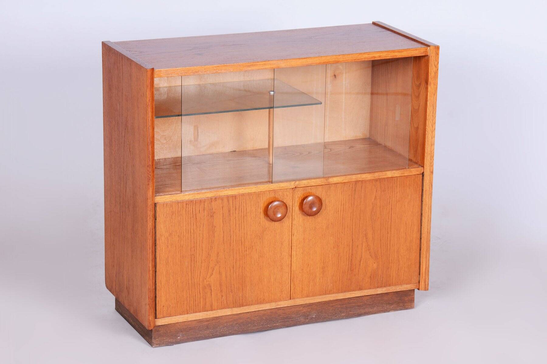 Mid-Century Bookcase in Oak attributed to Up Závody, 1950s