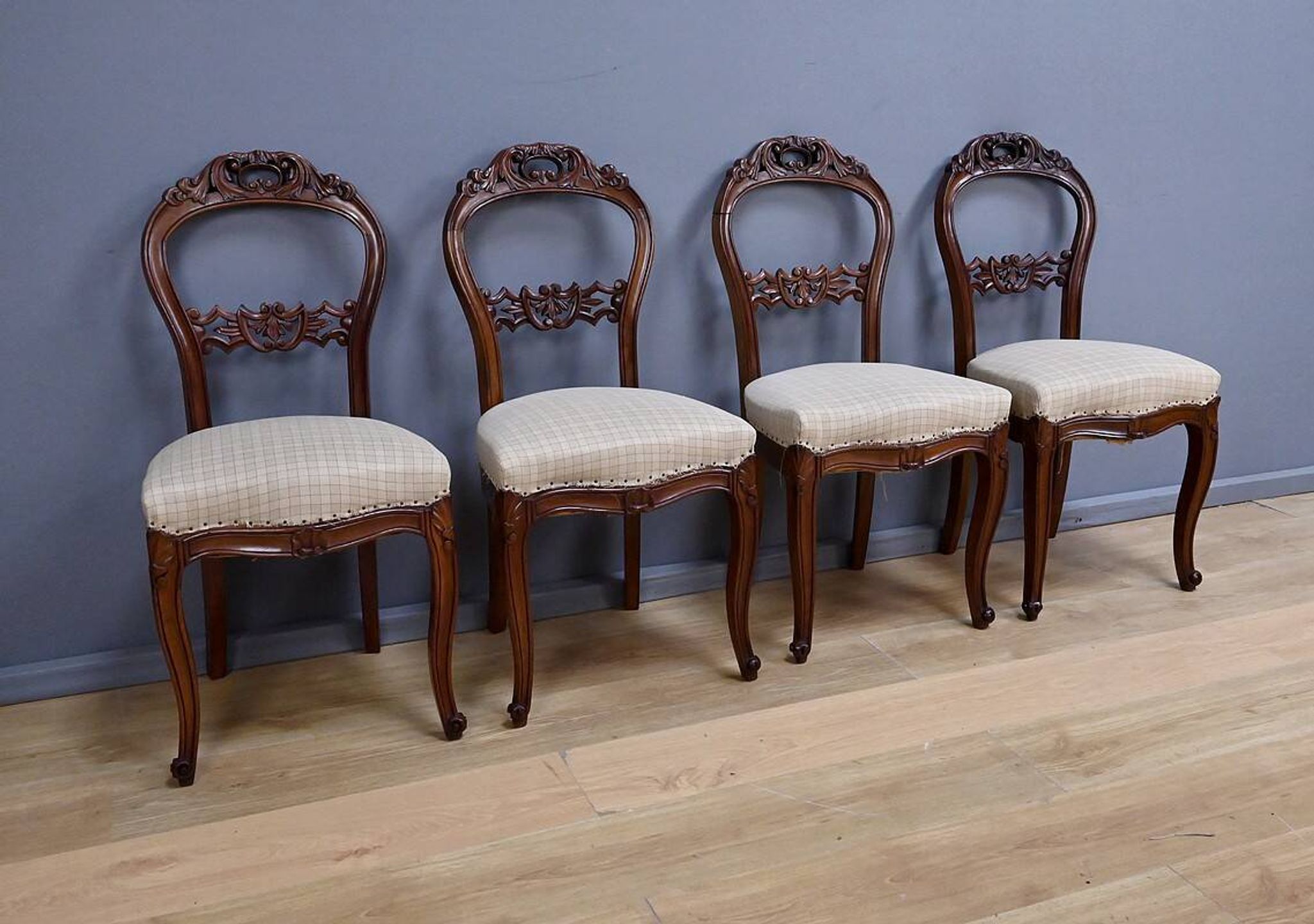 Set of 4 mahogany chairs, Napoléon III period - second half of the 19th century.