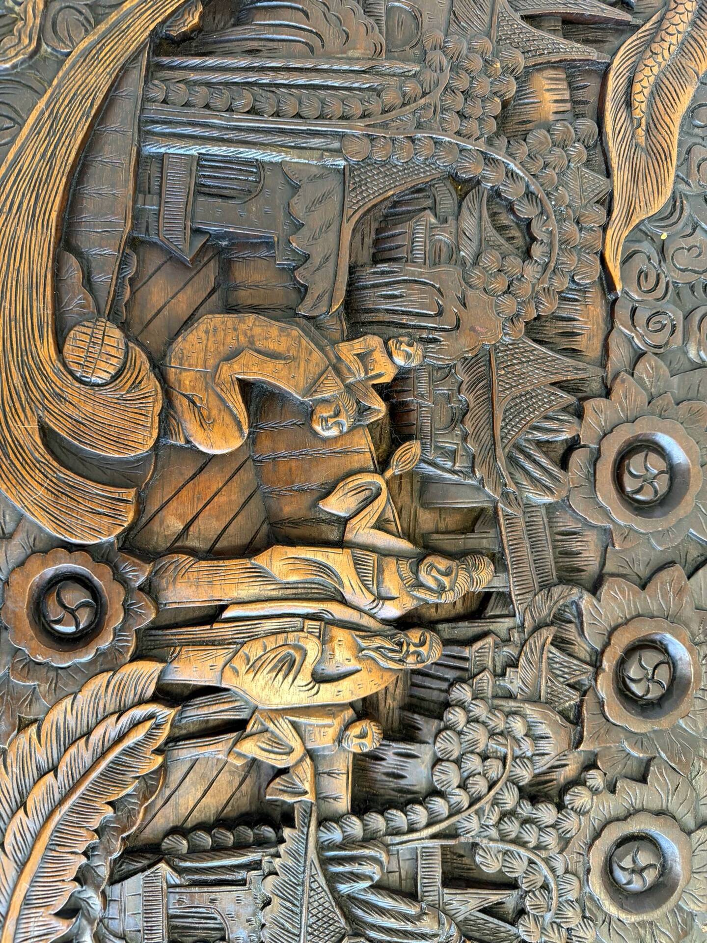 Antique Chinese Carved Export Chest – Dragon, Phoenix & Landscape Deco