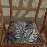 Set of 4 chic wooden chairs with firm fabric seats in Louis Philippe style – Completely revamped