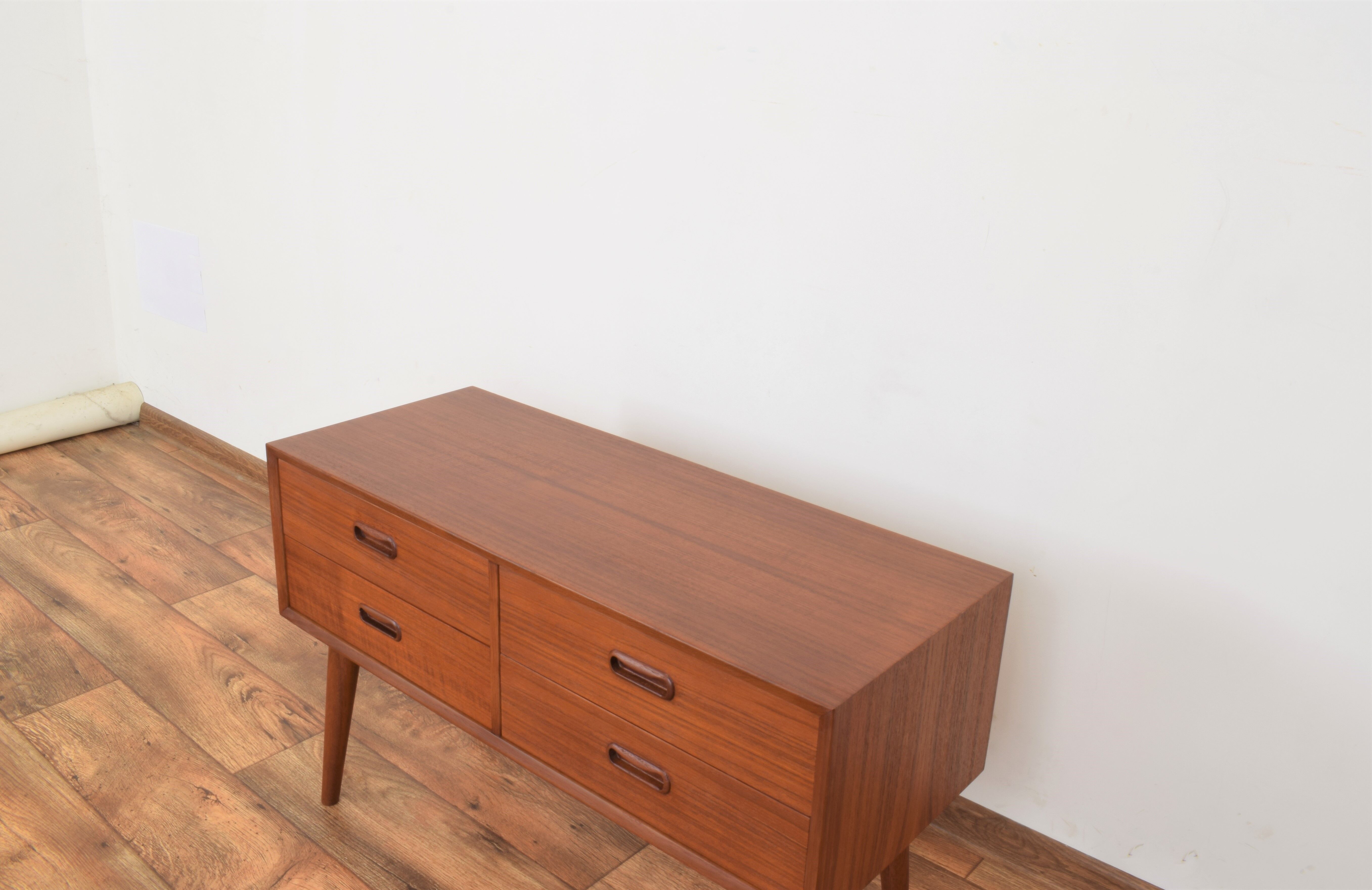 Mid-century danish teak chest of drawers, 1960s.