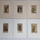 Ensemble de 6 photographies anciennes montées, portraits studio du XIXe siècle
