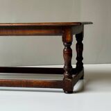 Table basse anglaise en bois par John Capon