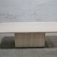 Table basse vintage en travertin