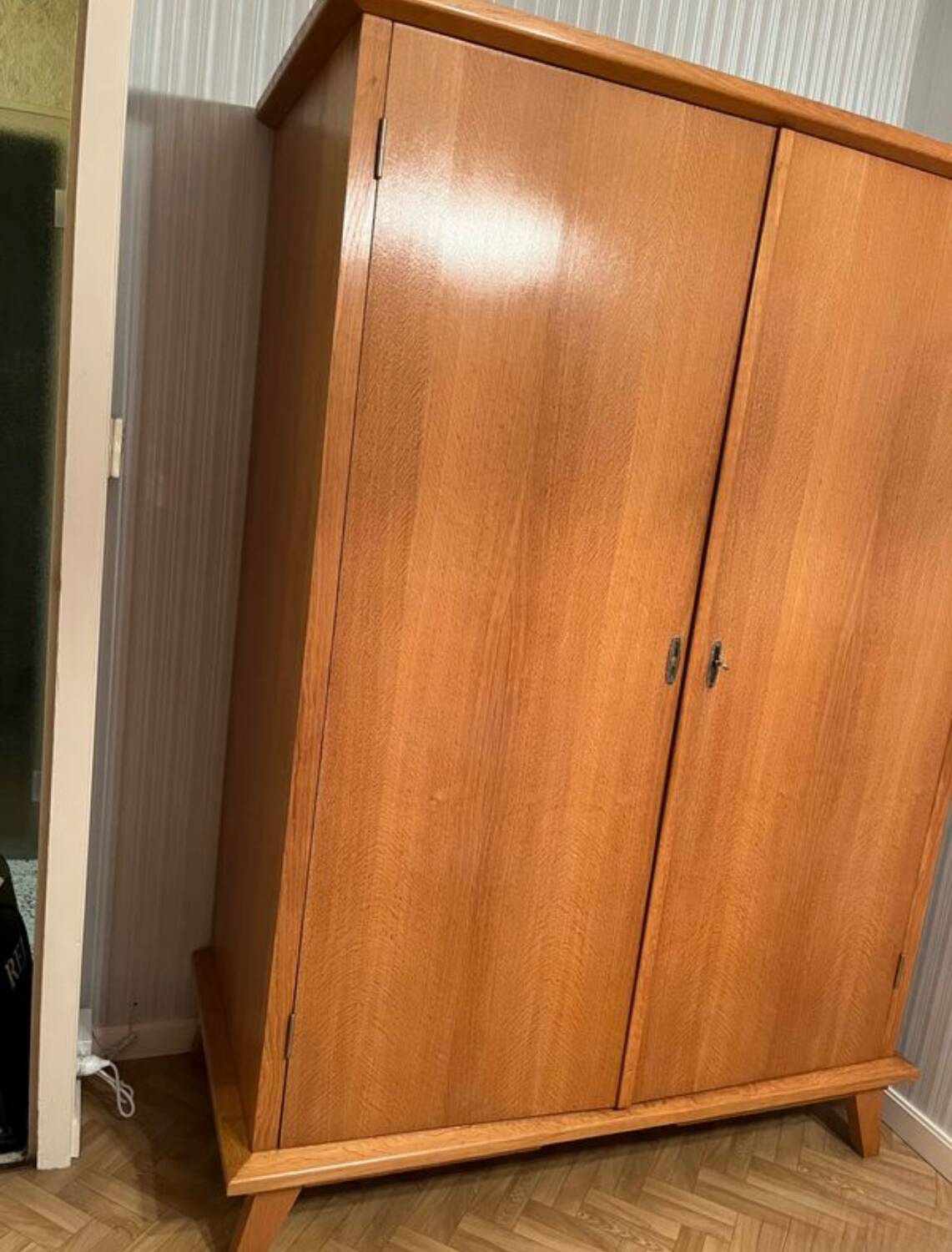 Light oak veneered wardrobe