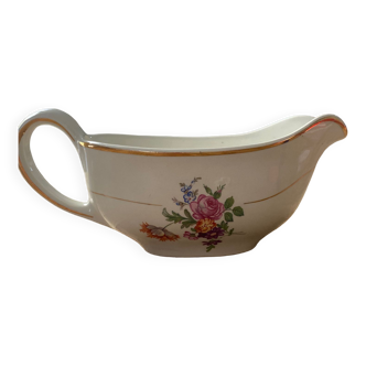 Gravy boat