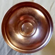 Egg cup and spoon with shell pattern in silver-plated metal, 1970.