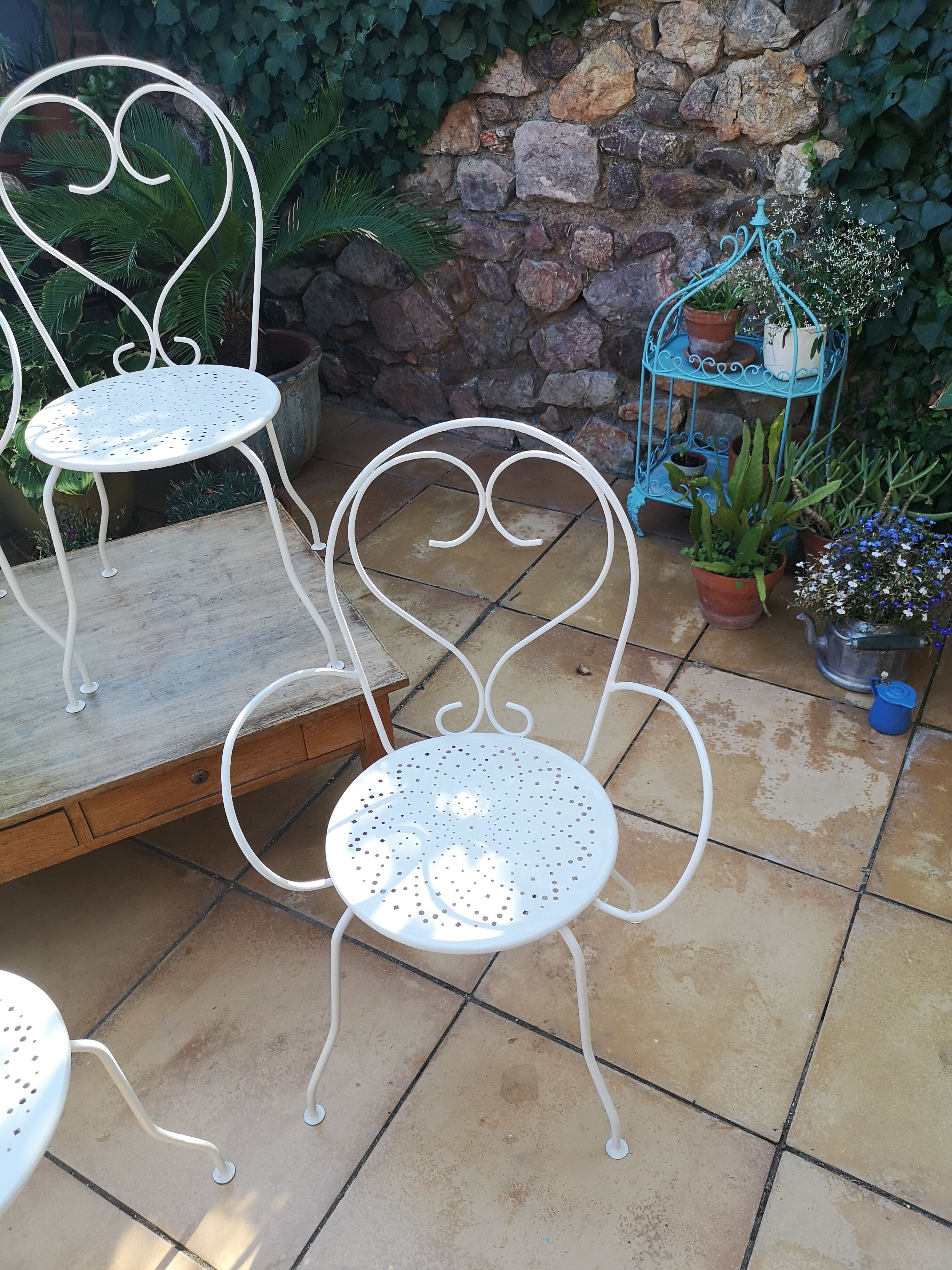 Lot of wrought iron chairs and armchairs