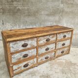 Workshop chest of drawers