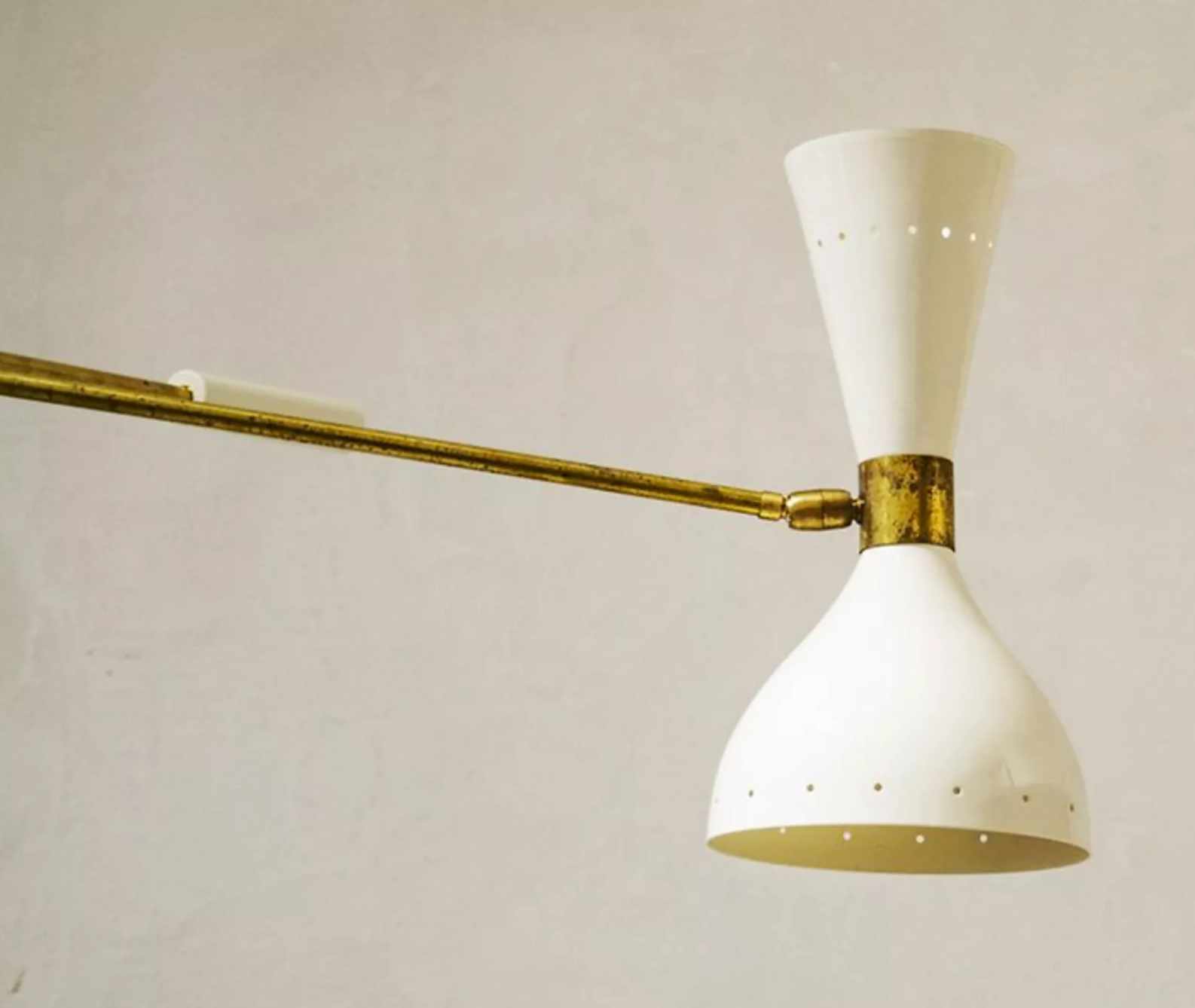 Moonlight 3-arm white pendulum chandelier