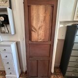 Wall mounted coat rack