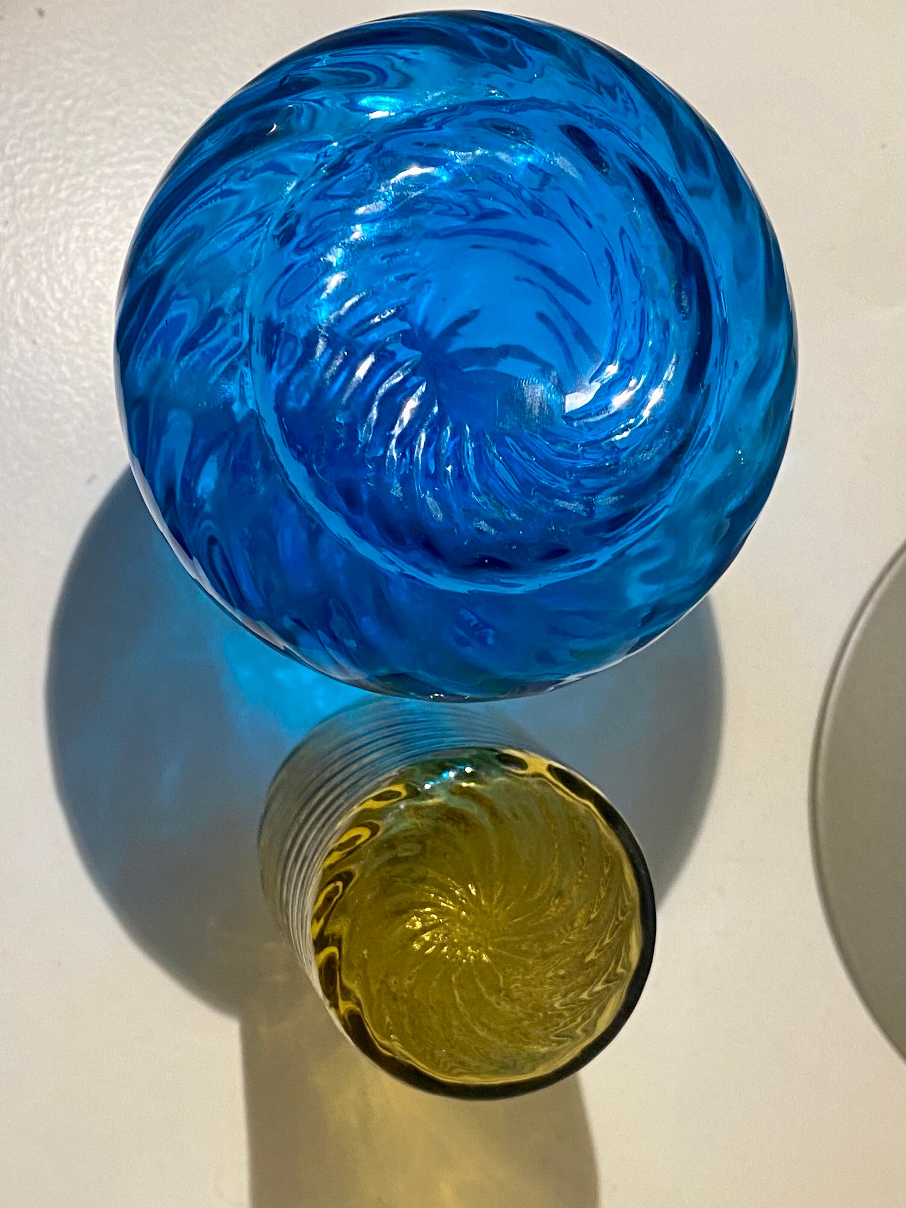 2 painted and enamelled turned glass bottles Napoleon III 3