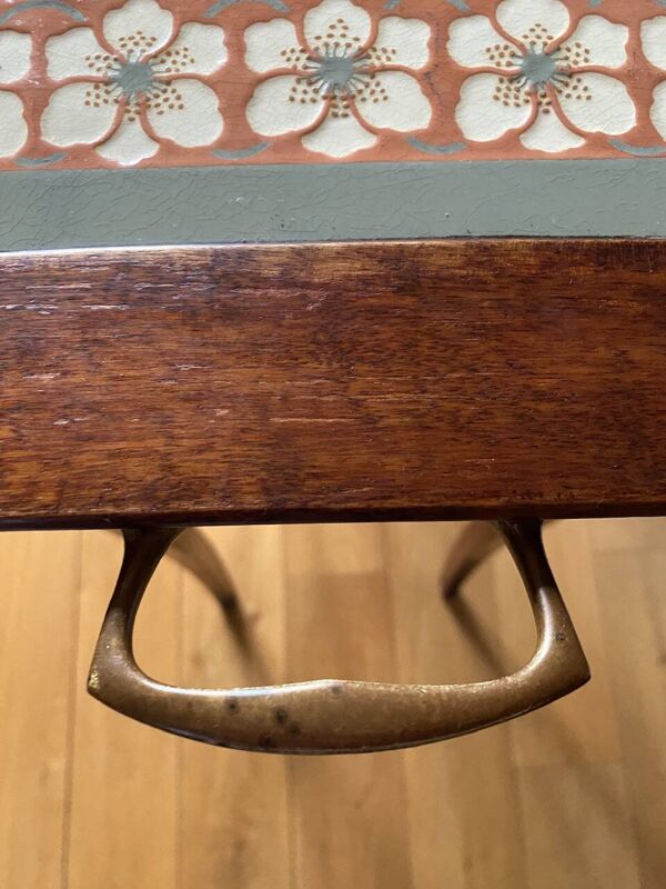 Table d'appoint, table à thé vers 1920