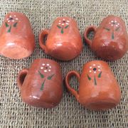 Series of 5 coffee cups