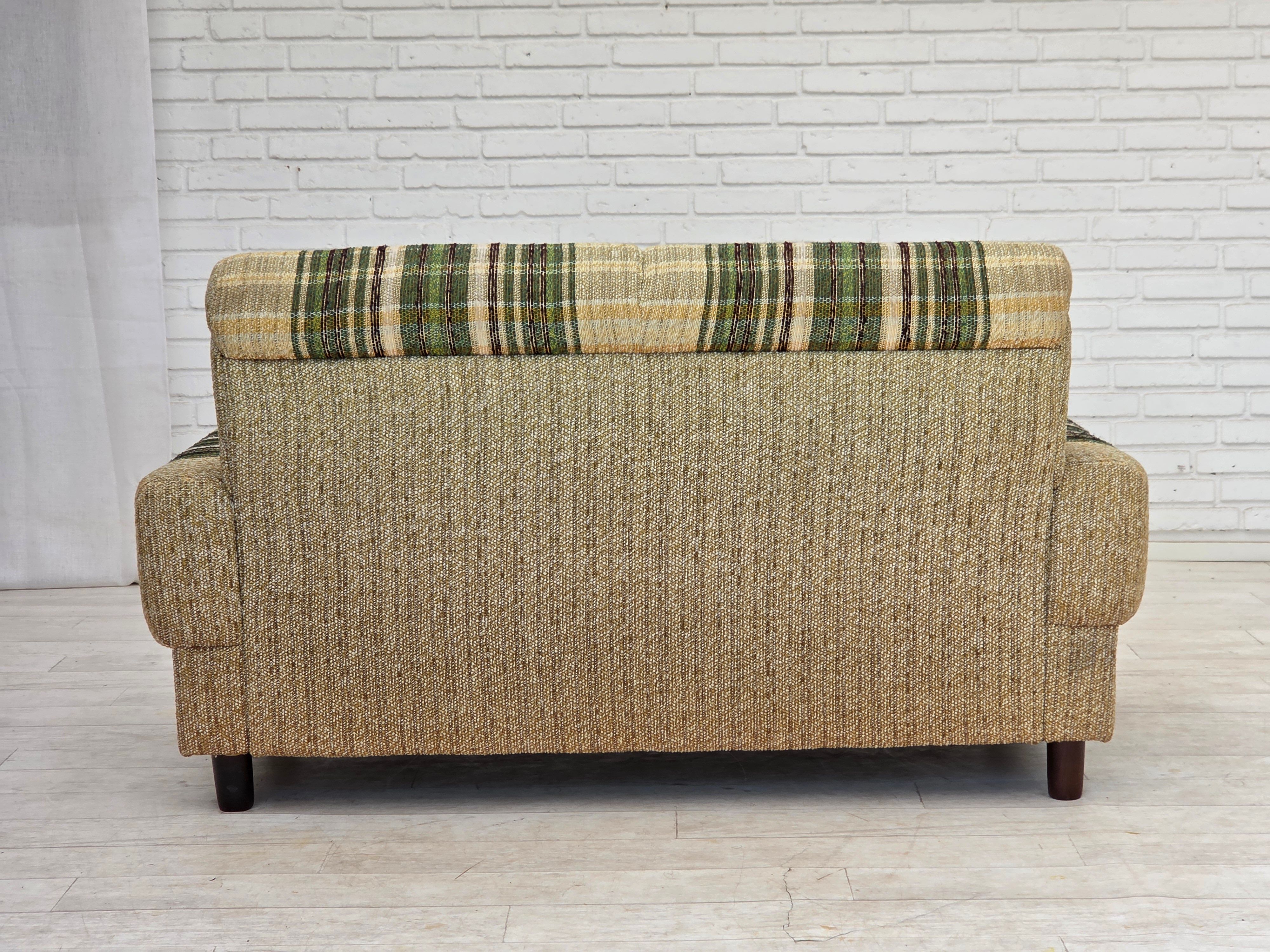 1980s, Danish 2-seater sofa by Nisbo Horsens, furniture wool.