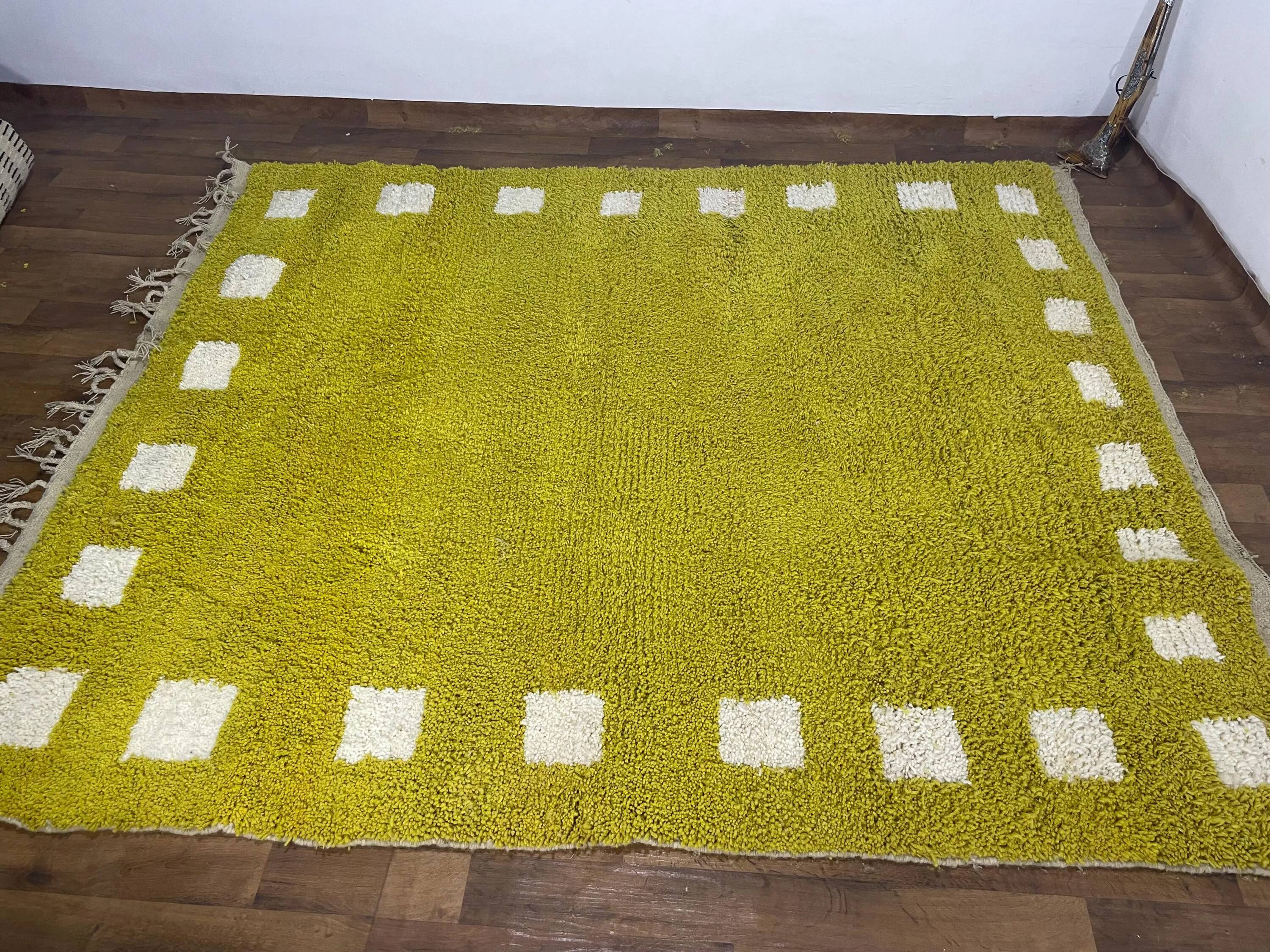 Traditional Moroccan Berber rug 2.5 x 1.5 m