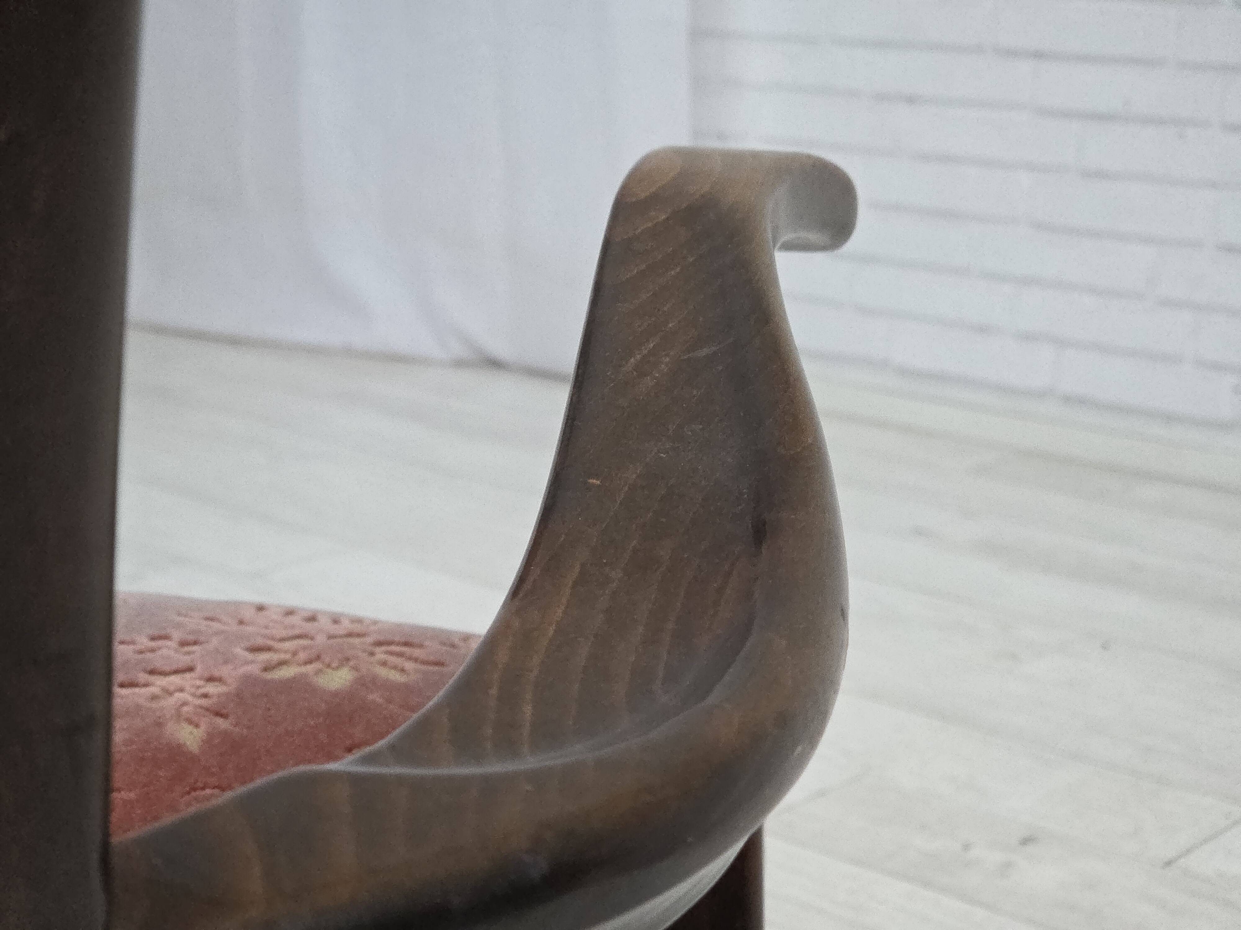 1950s, Danish 3-seater sofa, salmon/pink velour, furniture mesh.