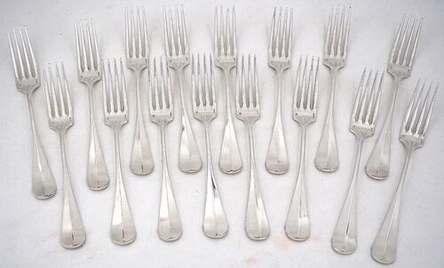 Christofle Baguette marine silver-plated cutlery, 16 dessert forks.