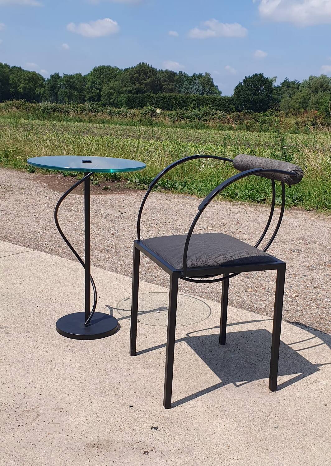 French design Artelano 1980 postmodern chair
