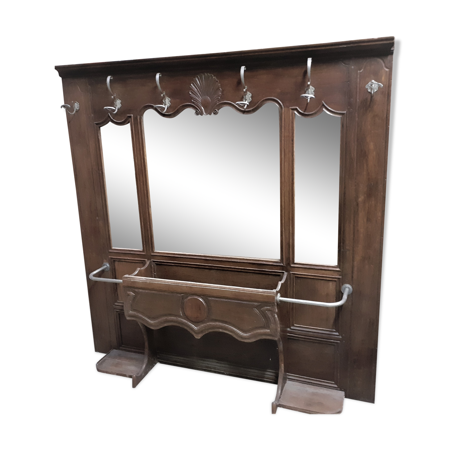 Wall coat holder