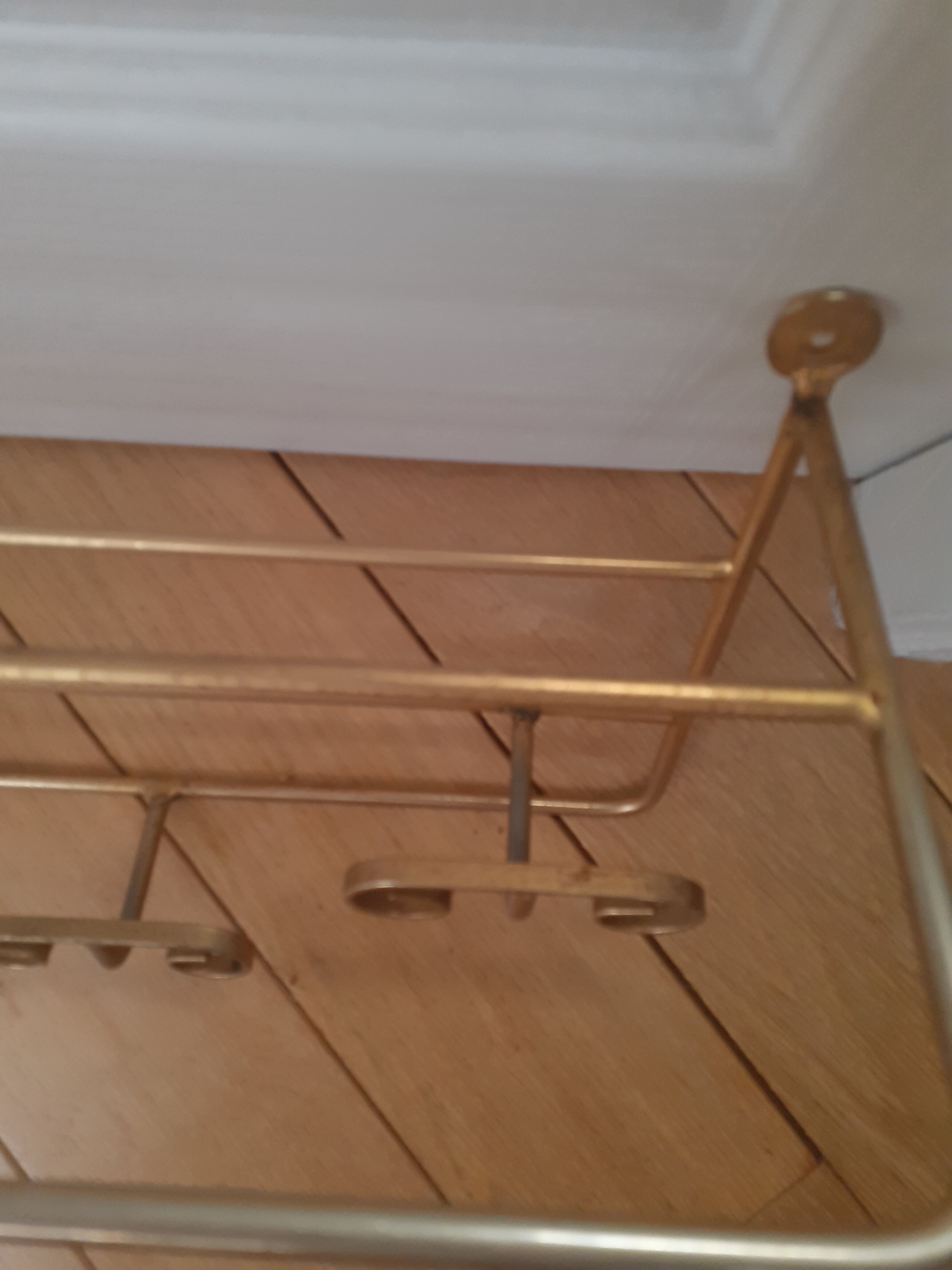 Golden coat rack 4 hooks