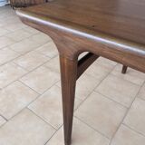 Table scandinave en teck par Johannes Andersen pour Samcom 1960