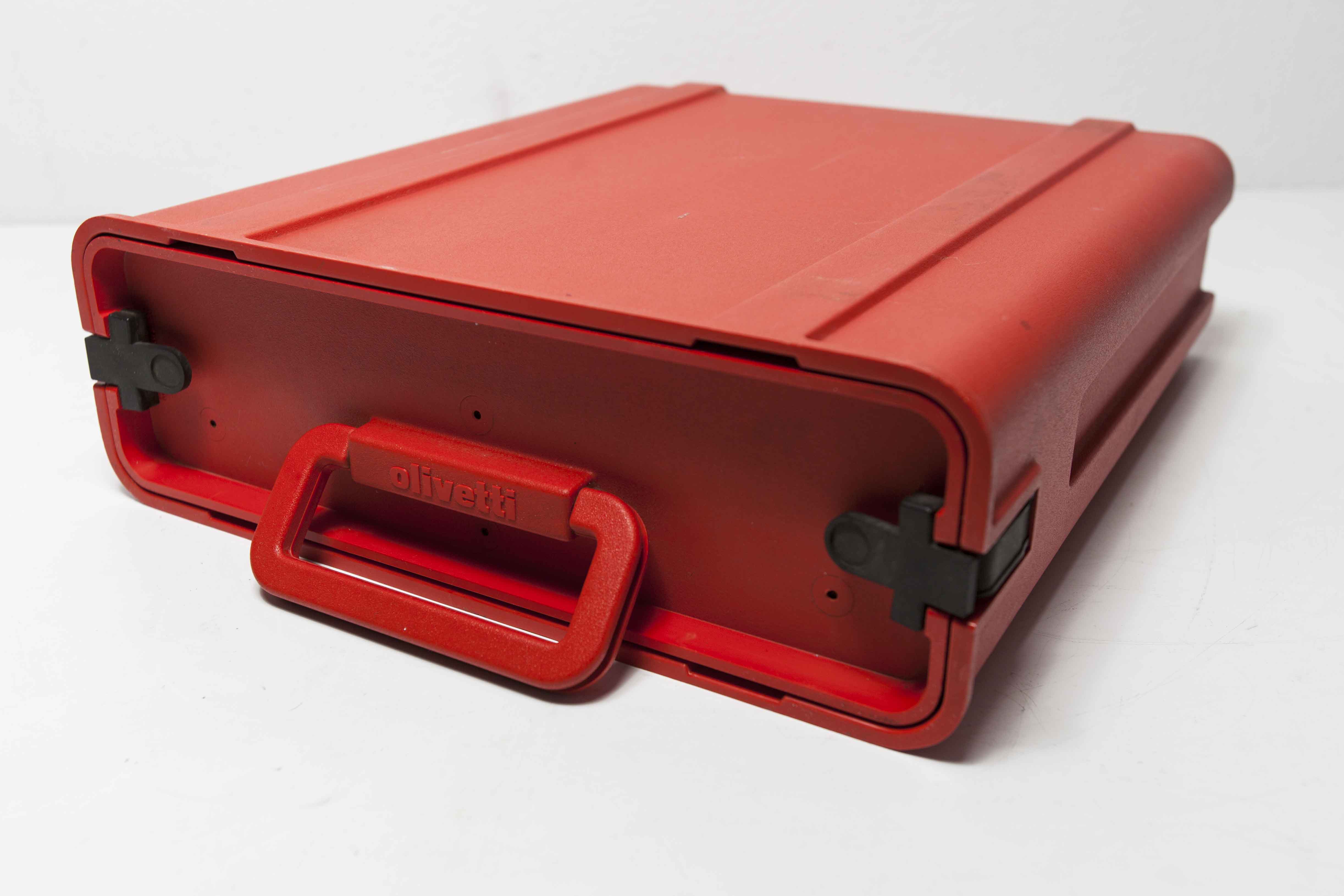 Typewriter Olivetti Valentine 1970