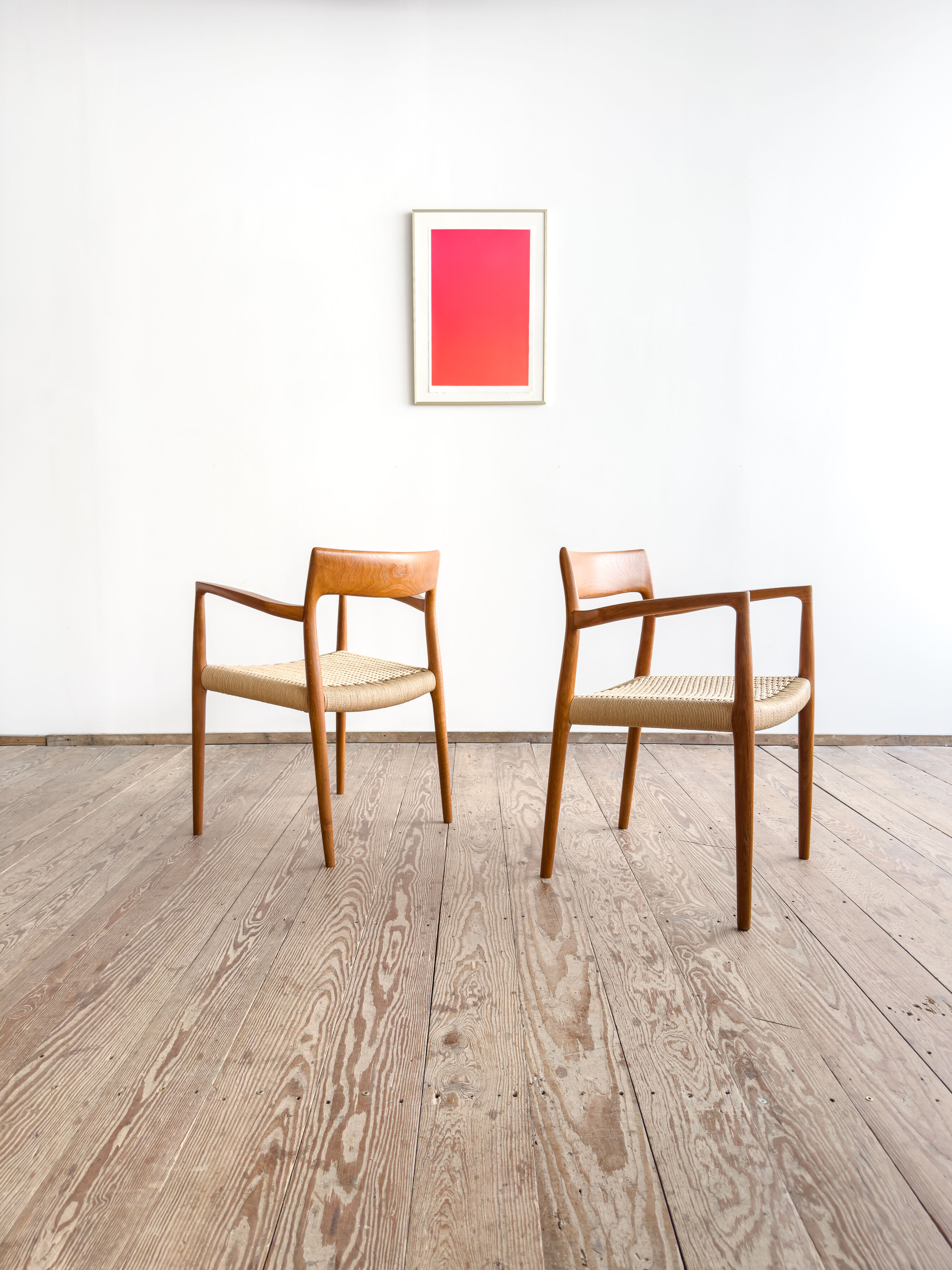 Paire de chaises de salle à manger modèle 57 par Niels O. Møller en teck