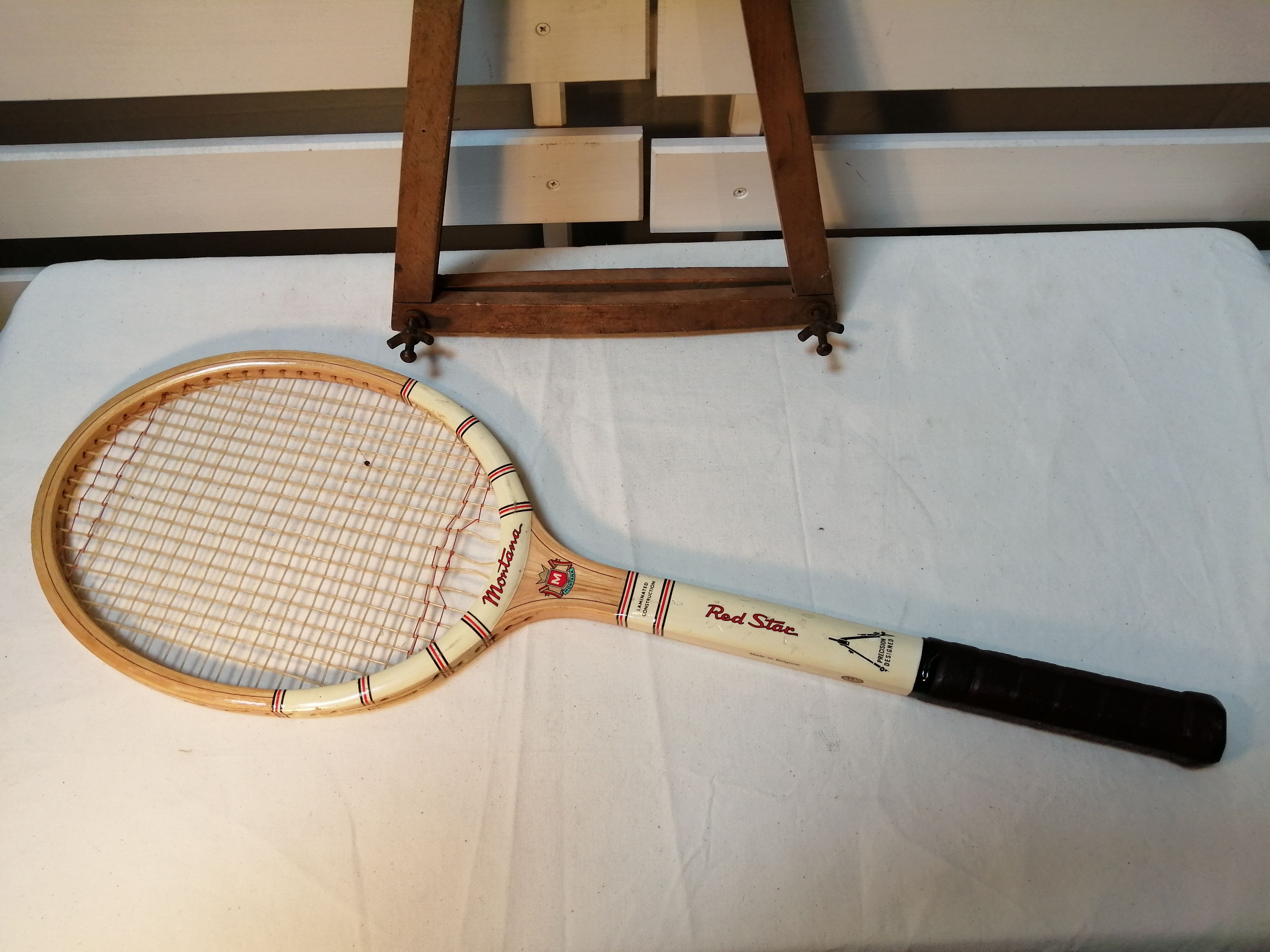 Vintage tennis racket Red star Montana