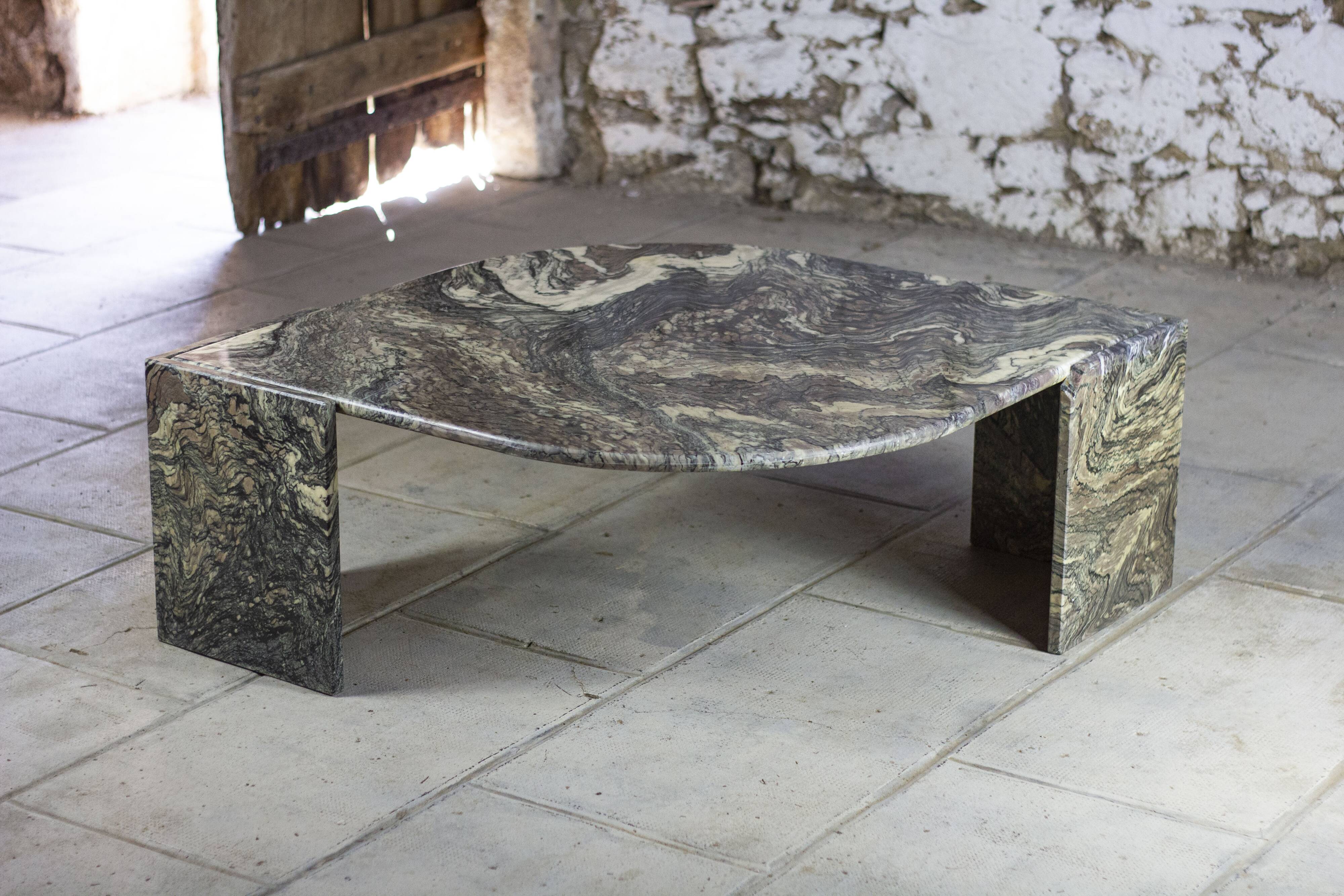 Eye-shaped marble coffee table by Roche Bobois, 1970