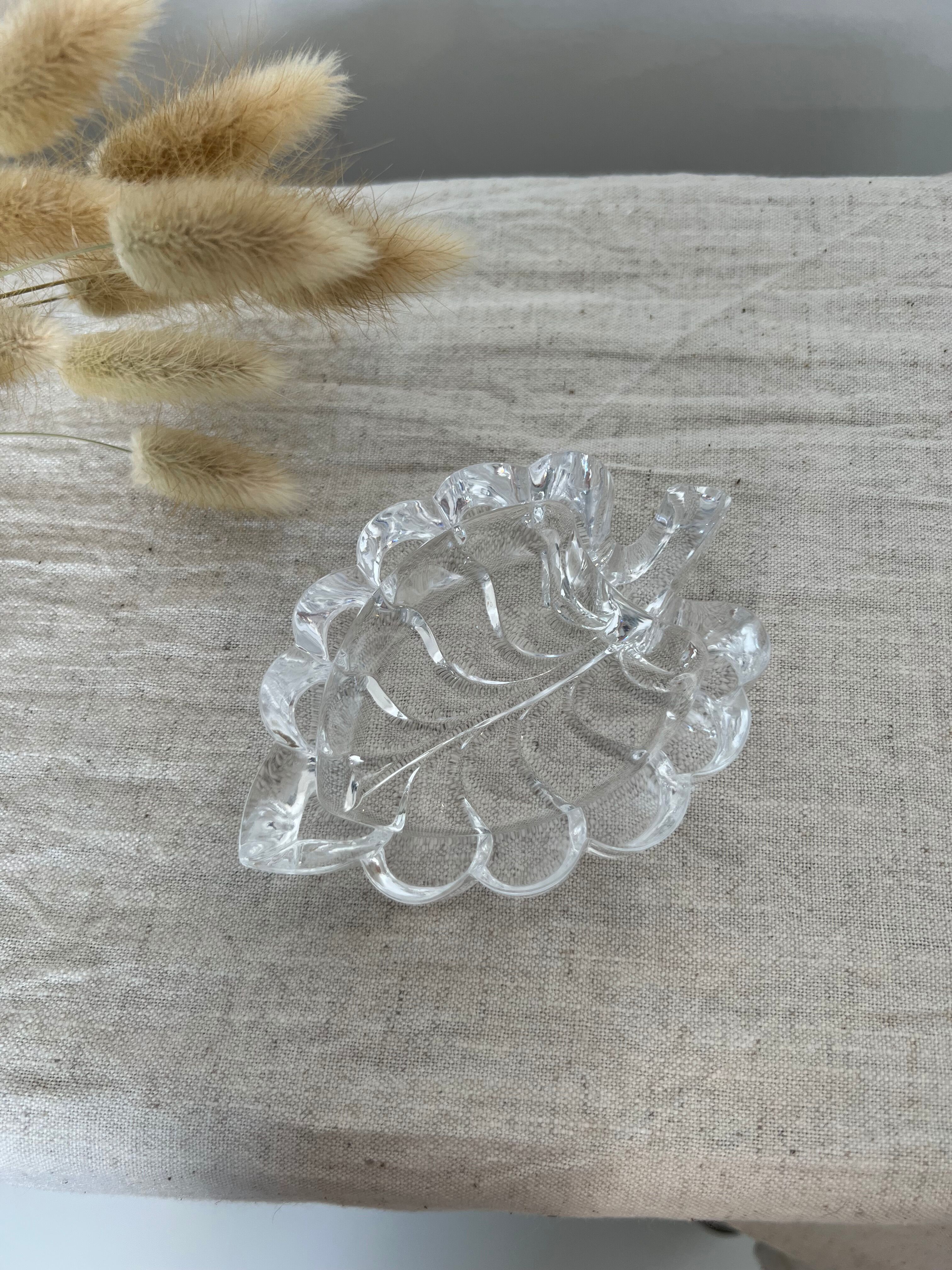 Small vintage glass and sheet shaped pocket tray