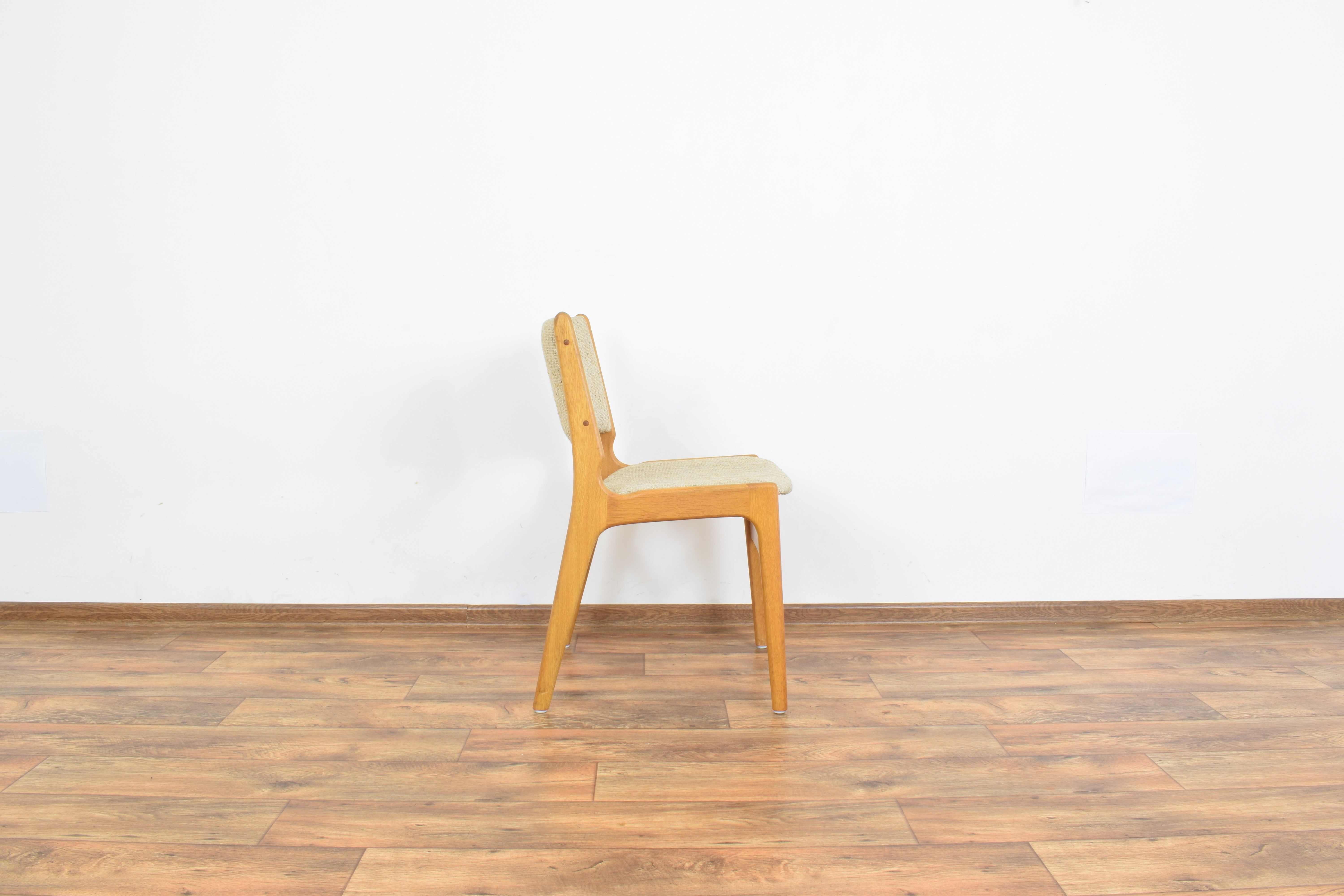 Chaises de salle à manger danoises du milieu du siècle par E. Buch, années 1960, ensemble de 4