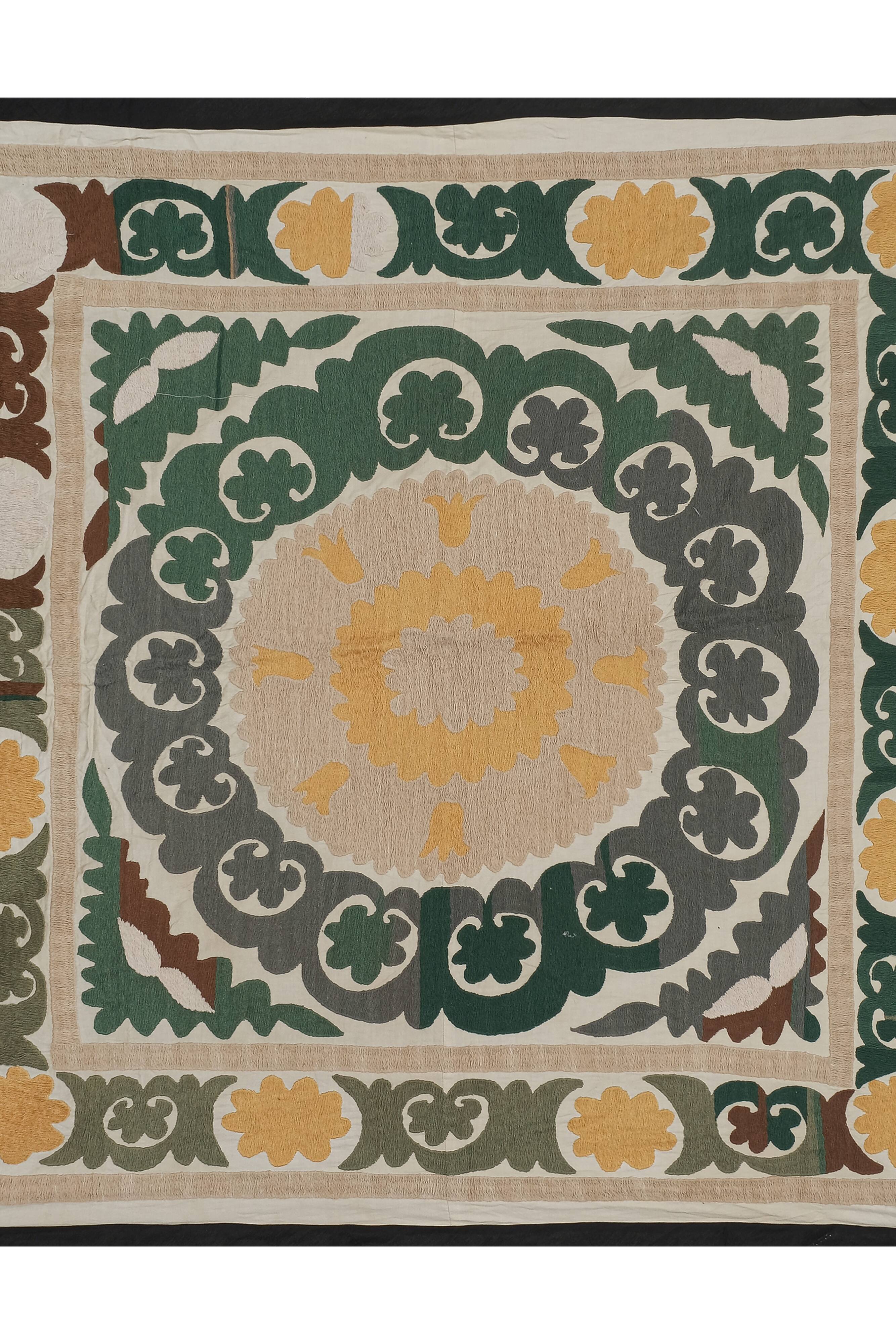 Suzani tapestry 131x139 cm