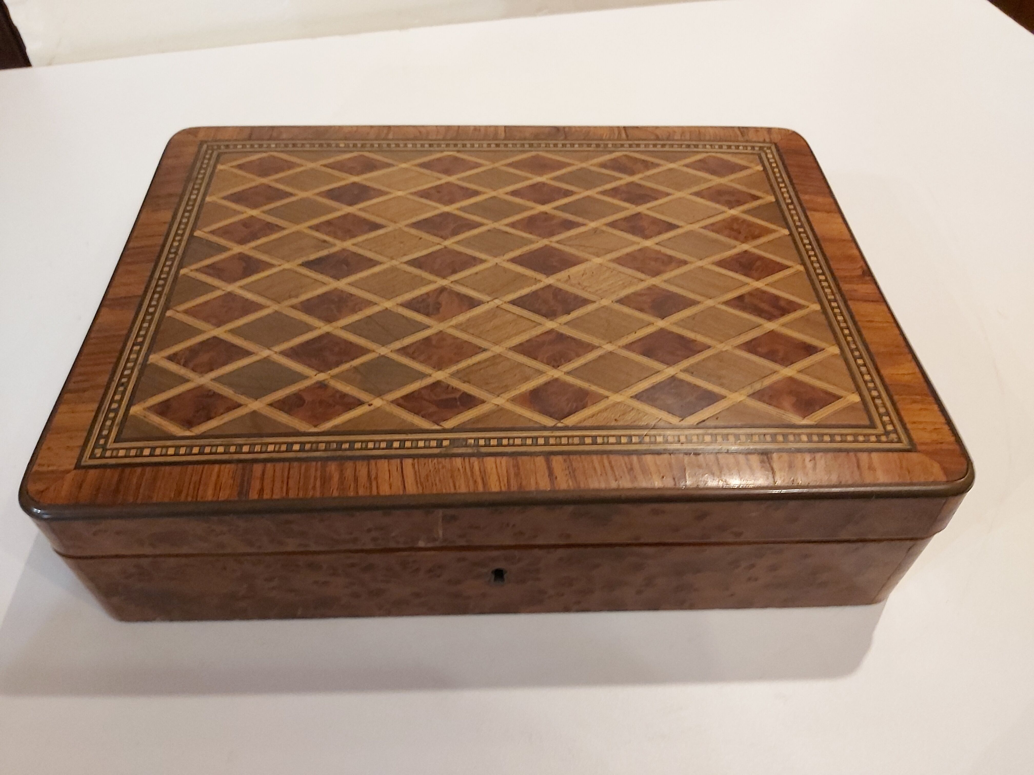 Coffret en marqueterie XIX ème